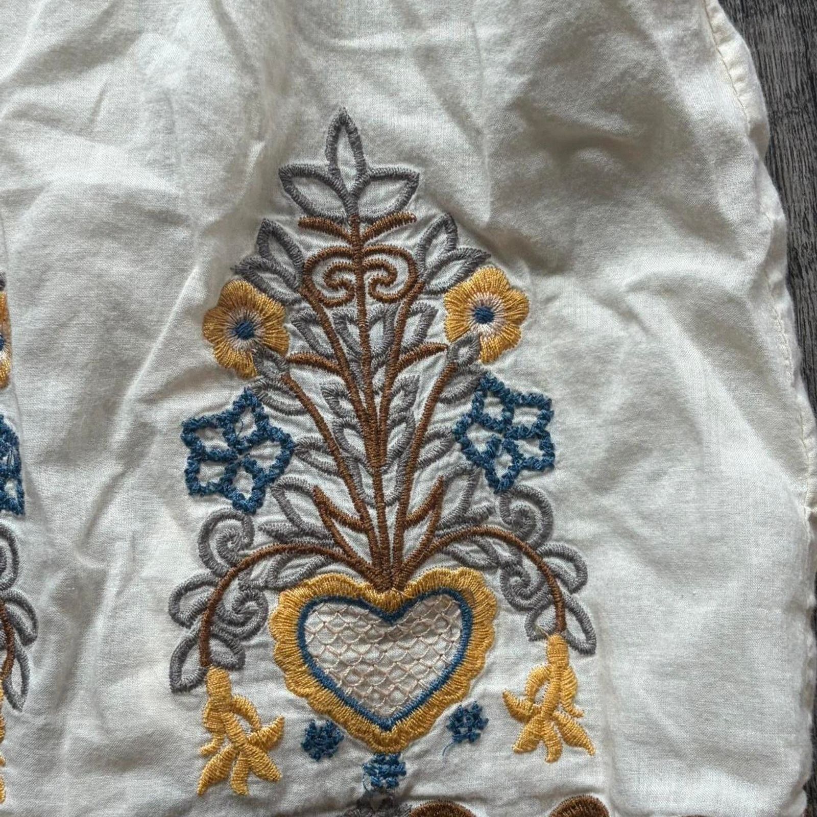 Other Vintage Yellow & Cream Tank with Embroidered Details Size M / US 6-8 / IT 42-44 - 4 Thumbnail
