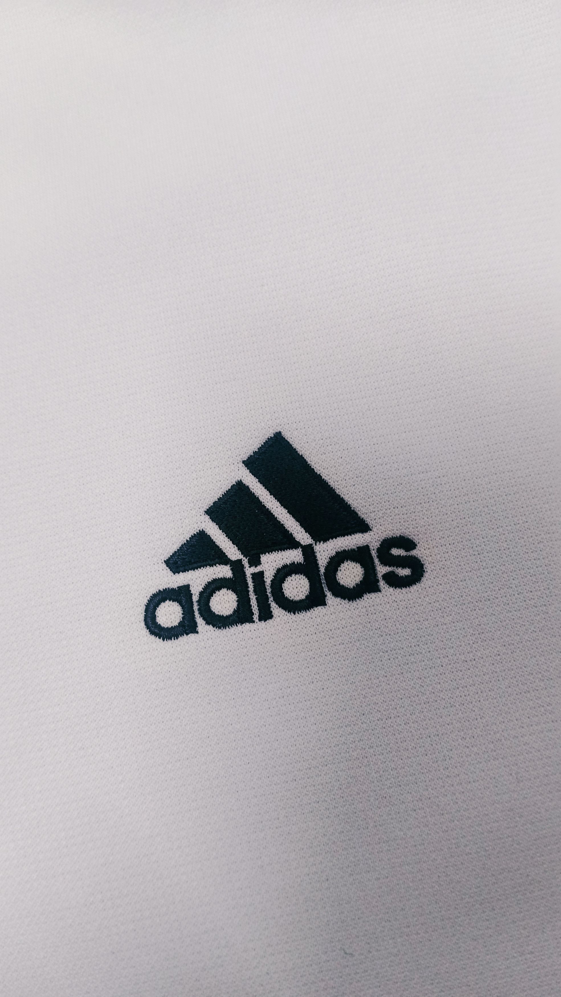 Adidas Vintage Adidas Real Madrid Sweater Size US L / EU 52-54 / 3 - 5 Thumbnail