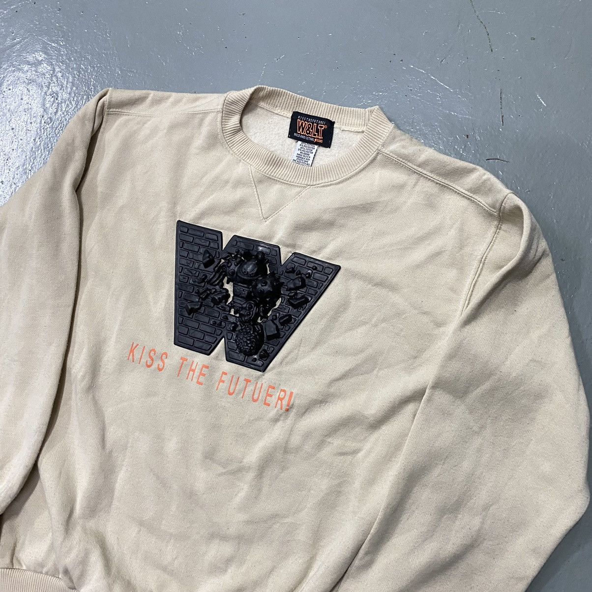 W&LT Vintage 90s W&LT 3D Print Crewneck Shirt Pants Size US M / EU 48-50 / 2 - 1 Thumbnail