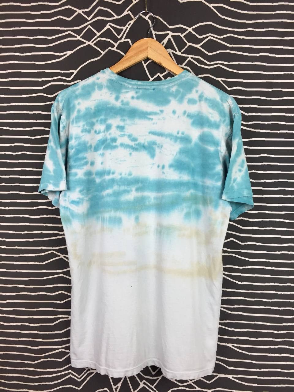 Huf HUF Triple Triangle Logo Tie Dye Skate Tee Size US M / EU 48-50 / 2 - 6 Thumbnail