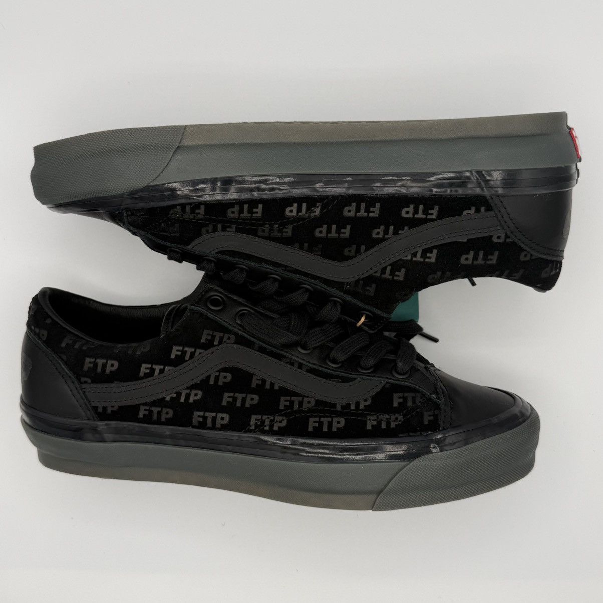 Vans Vans OTW Old Skool 36 x FTP Black (9) Size US 9 / EU 42 - 1 Thumbnail