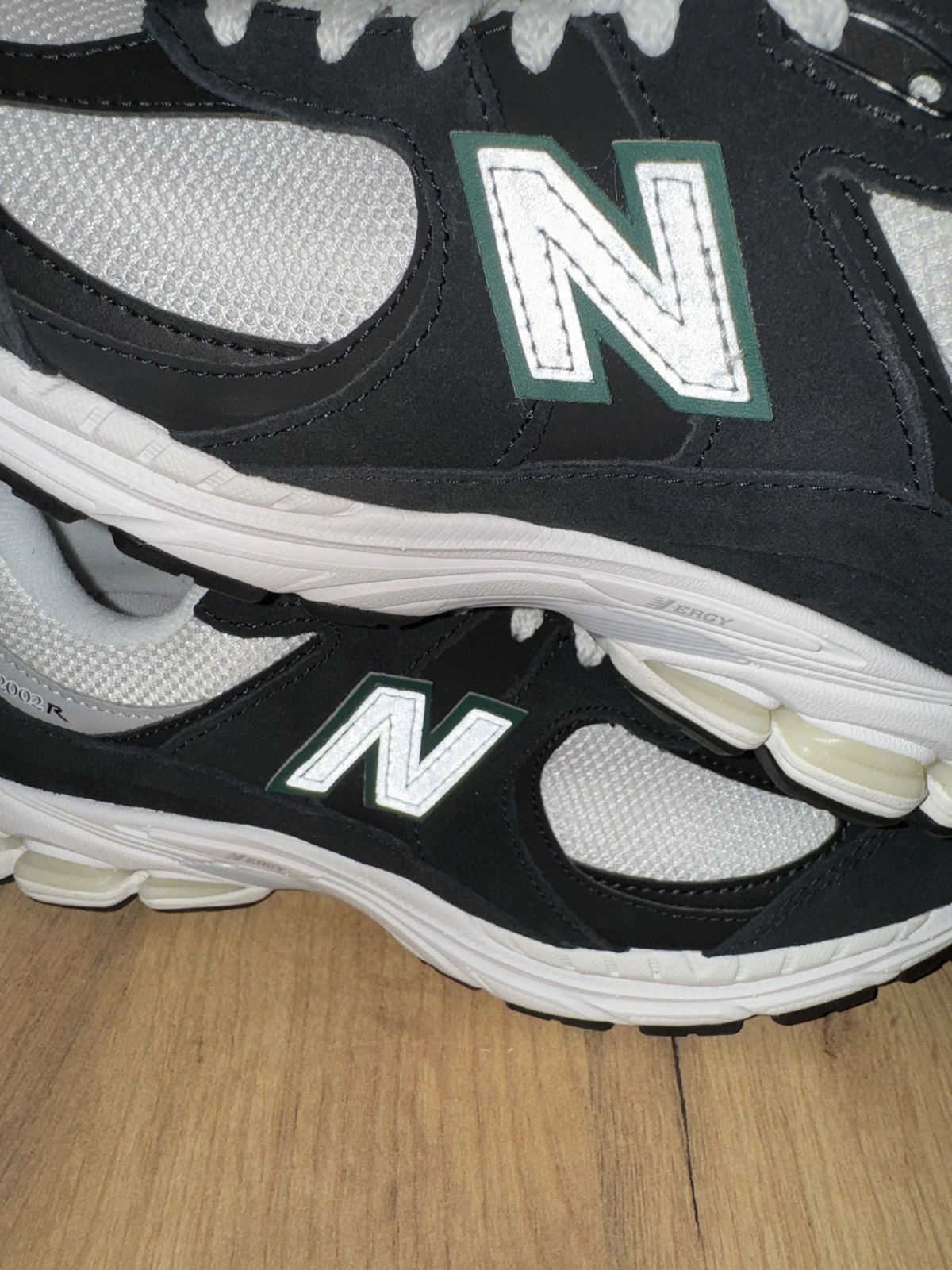 New Balance New Balance 2002R “Black Marsh Green” (M2002RRA) 42 EU Size US 8.5 / EU 41-42 - 18 Thumbnail