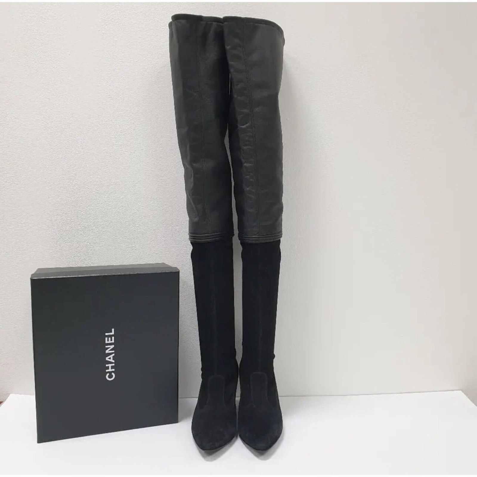 Chanel Chanel Black Suede Leather Over Knee Boots Sz. 39 Size US 9 / IT 39 - 4 Thumbnail