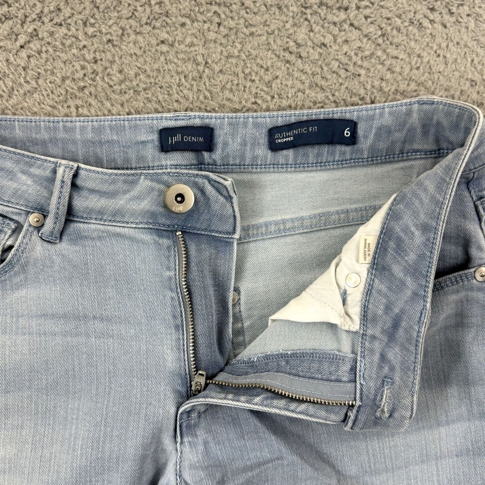 J. Jill J Jill Jeans Womens 6 Blue Cropped Cuffed 30x25 Mid Rise Denim Zip Preppy Boho Size 28" / US 6 / IT 42 - 4 Thumbnail