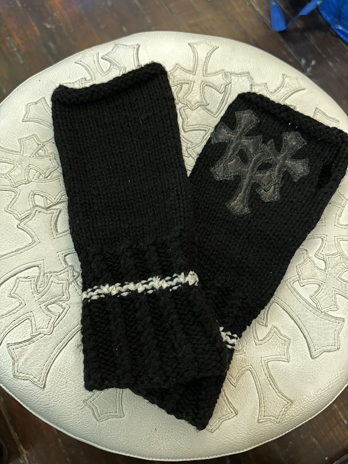 Chrome Hearts CHROME HEARTS CASHMERE CROSS PATCH GLOVES Size ONE SIZE - 3 Thumbnail