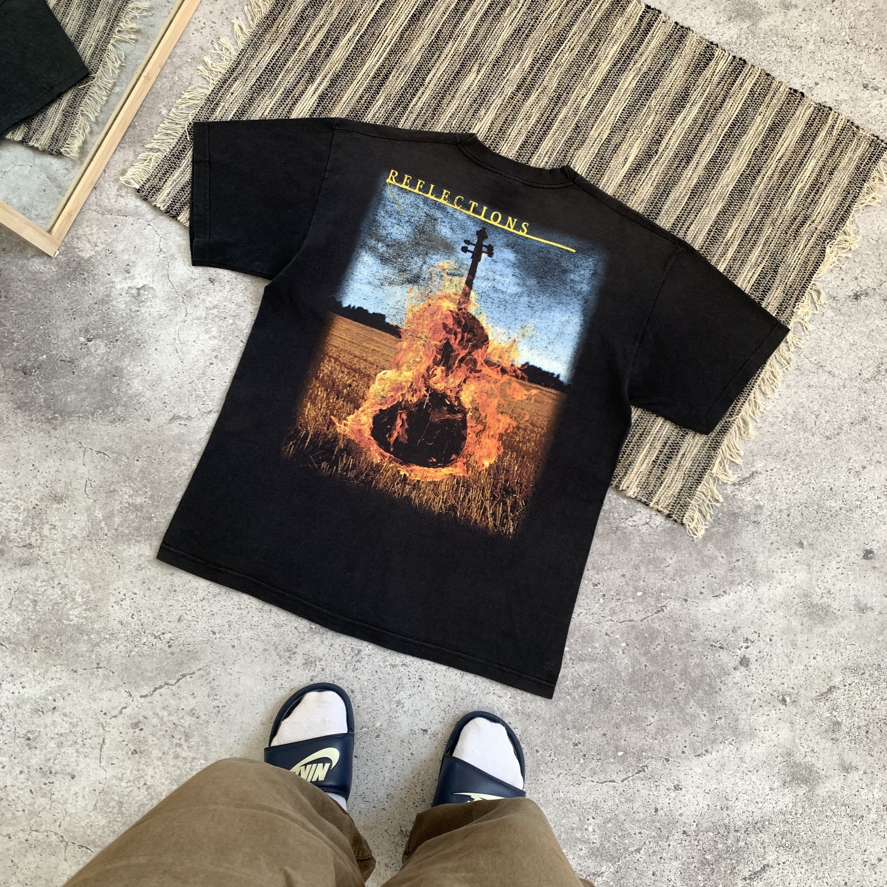Band Tees Vintage APOCALYPTICA 90s Black Rock Band Tee Shirt Size US L / EU 52-54 / 3 - 1 Thumbnail