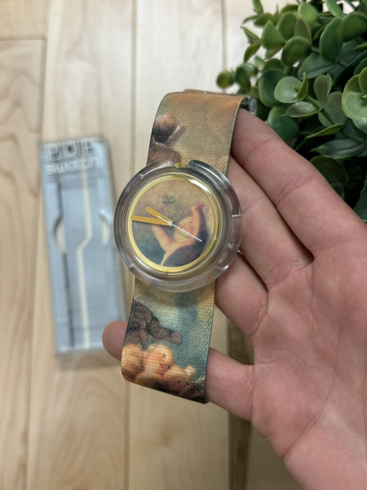 Vivienne Westwood SS1991 Vivienne Westwood ‘Swarm Of Cupids’ Swatch. Size ONE SIZE - 5 Thumbnail