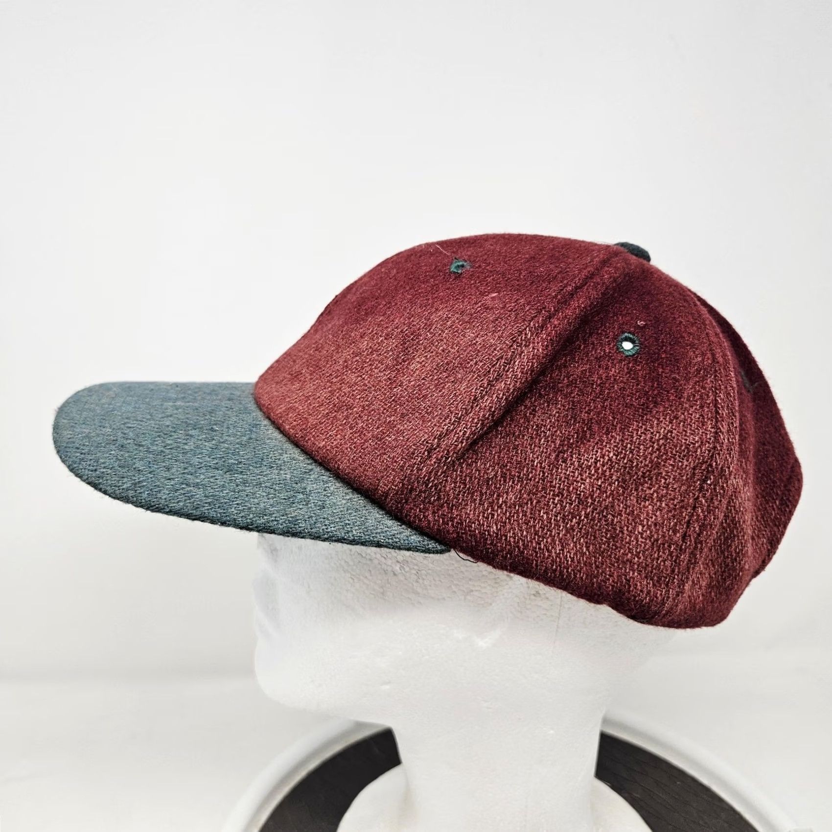 Vintage Yupoong Hat Cap Baseball Strap Back One Size Burgundy Green Mens Wool Blend Adjustable Twill Solid Casual Fall Used Womens? Mens Size ONE SIZE - 5 Thumbnail