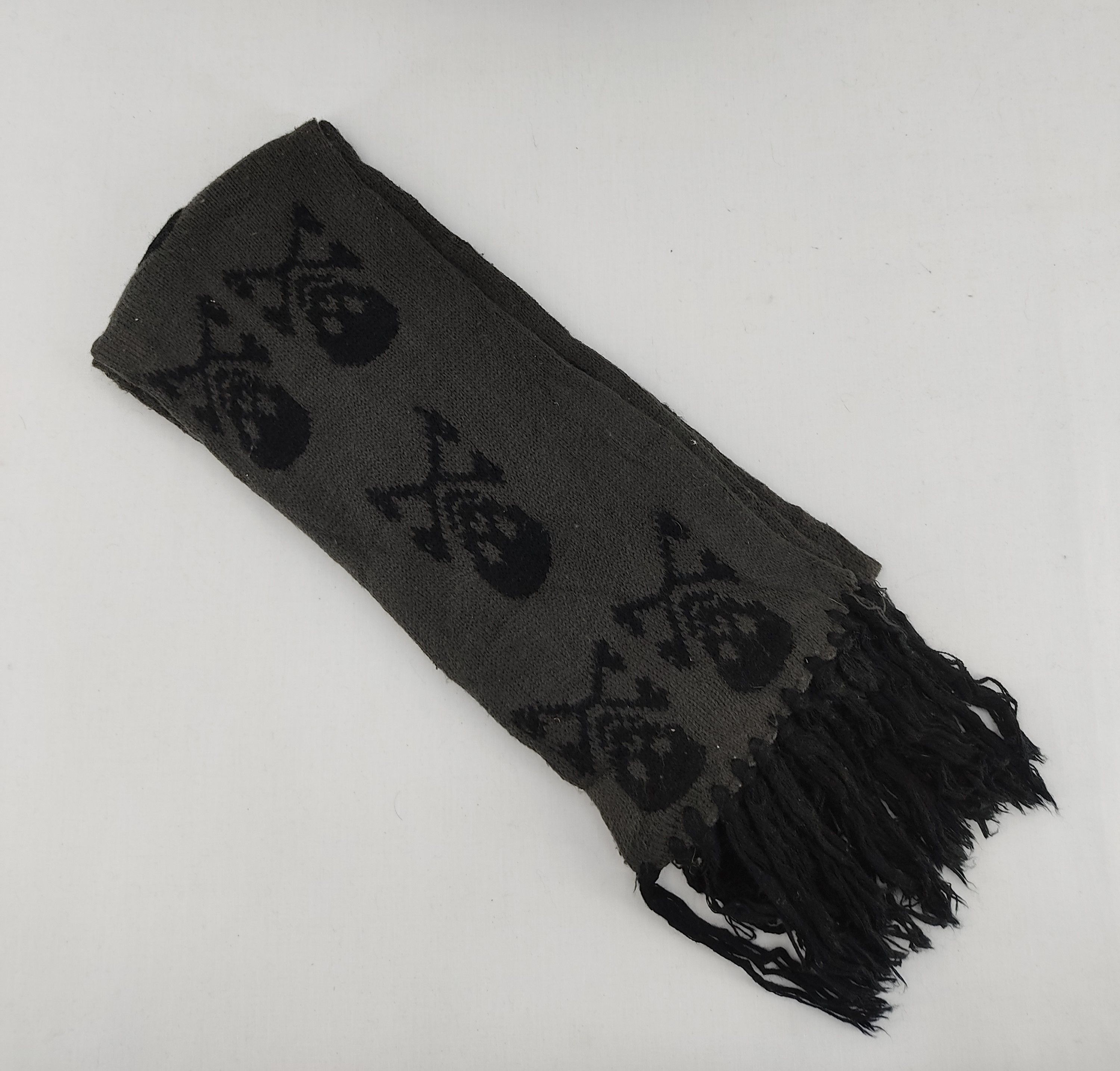 Japanese Brand Vintage Skull Scarf / Muffler / Neckwear Size ONE SIZE - 3 Thumbnail