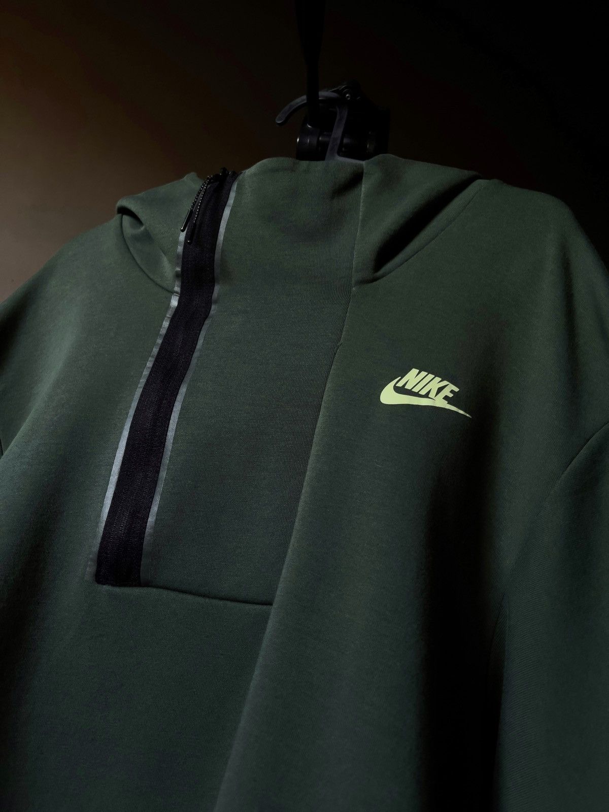 Nike Nike M SW Tech Fleece Hoodie Size US XL / EU 56 / 4 - 1 Thumbnail