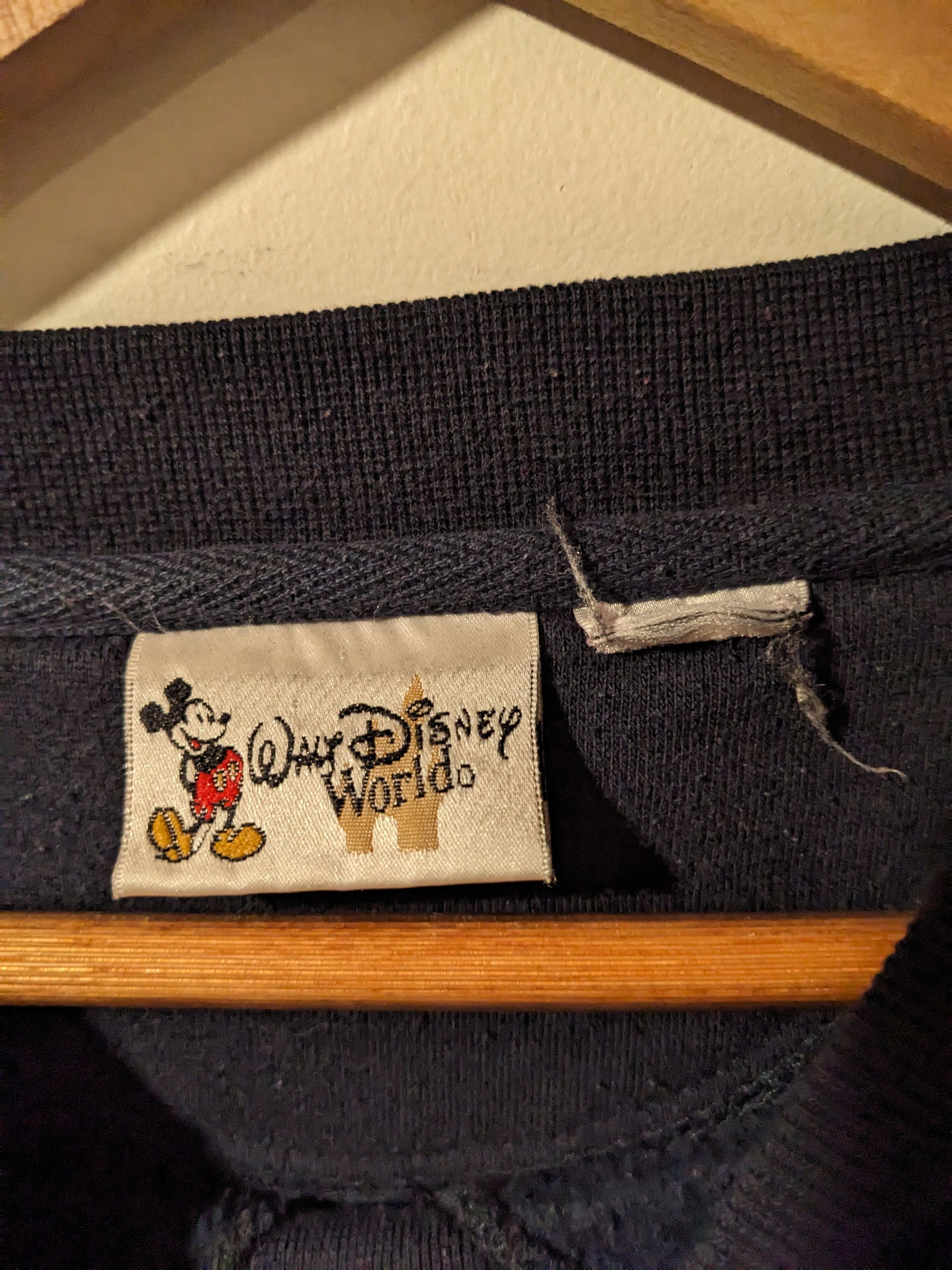 Disney Vintage 2001 Walt Disney World 100 Years of Magic Sweatshirt Size US M / EU 48-50 / 2 - 3 Thumbnail