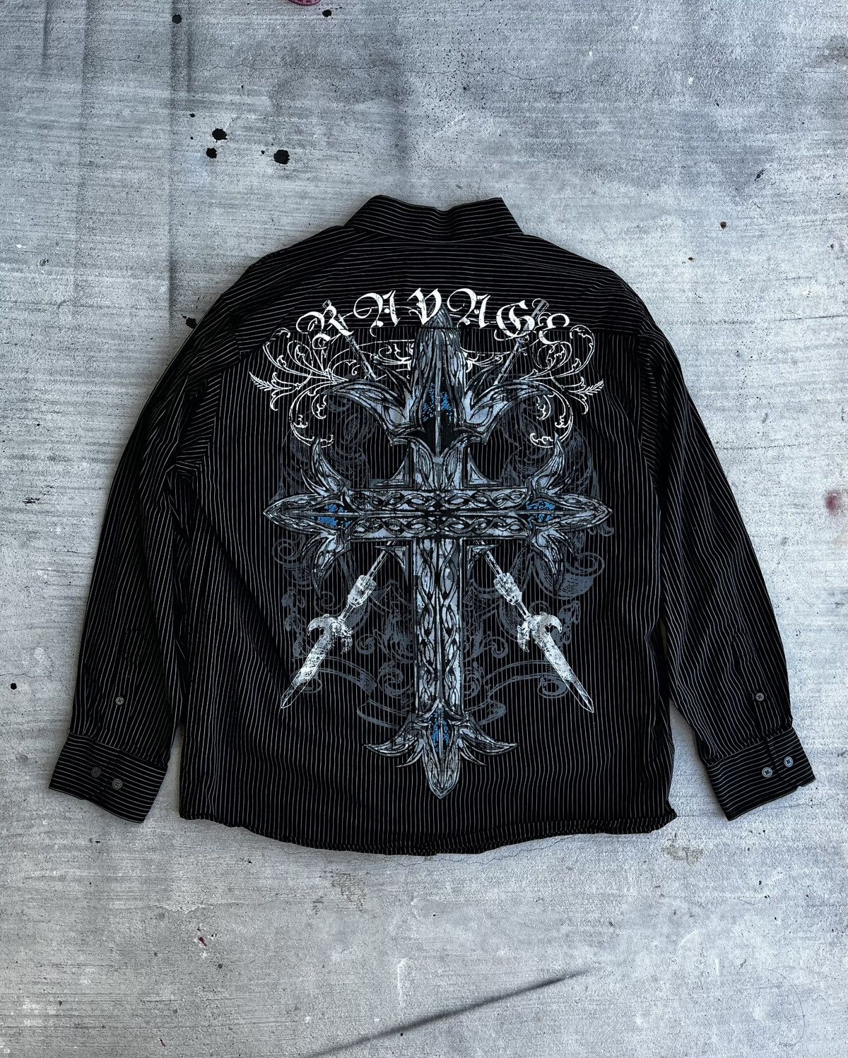 Eighty Eight Vintage Y2K Cyber Grunge printed black button