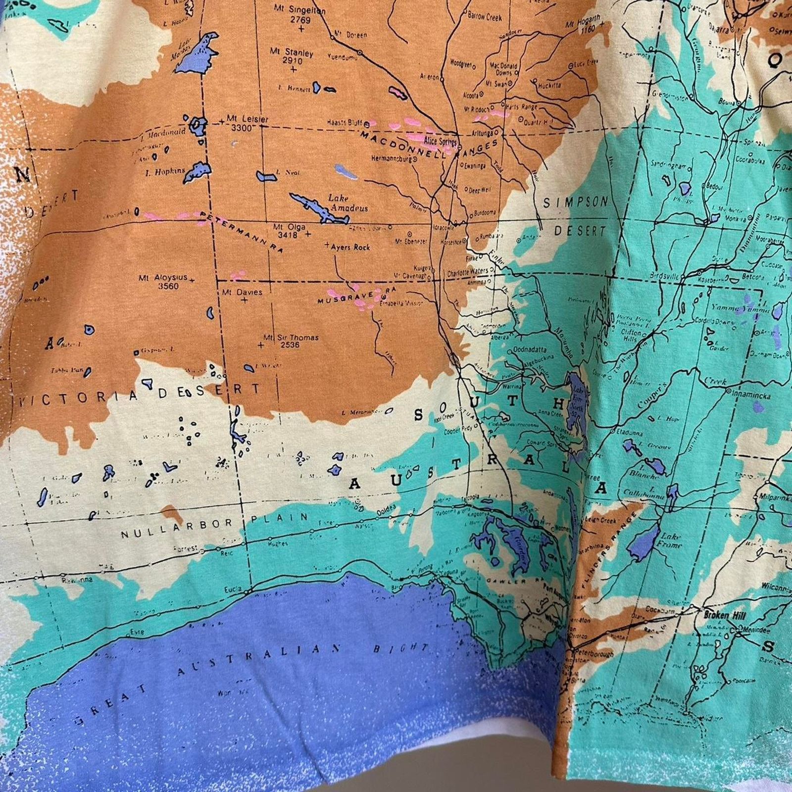 Vintage Vintage Australia Map Shirt Size US XL / EU 56 / 4 - 4 Thumbnail
