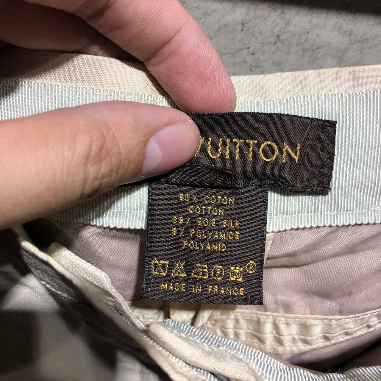 Louis Vuitton Louis Vuitton Casual Silk Trousers Size 26" / US 2 / IT 38 - 14 Thumbnail
