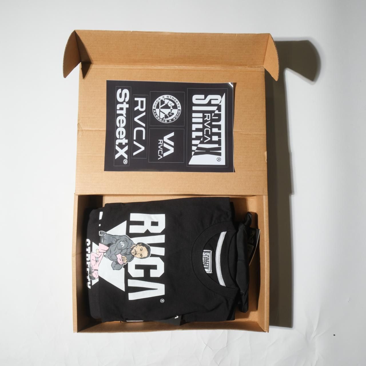 RVCA RVCA x StreetX Limited Edition Box Set Size US XXL / EU 58 / 5 - 1 Thumbnail