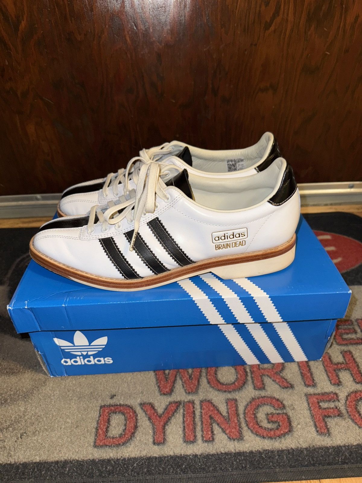 adidas gazelle silver green womens adidas Originals Samba OG Shoes White IE3439