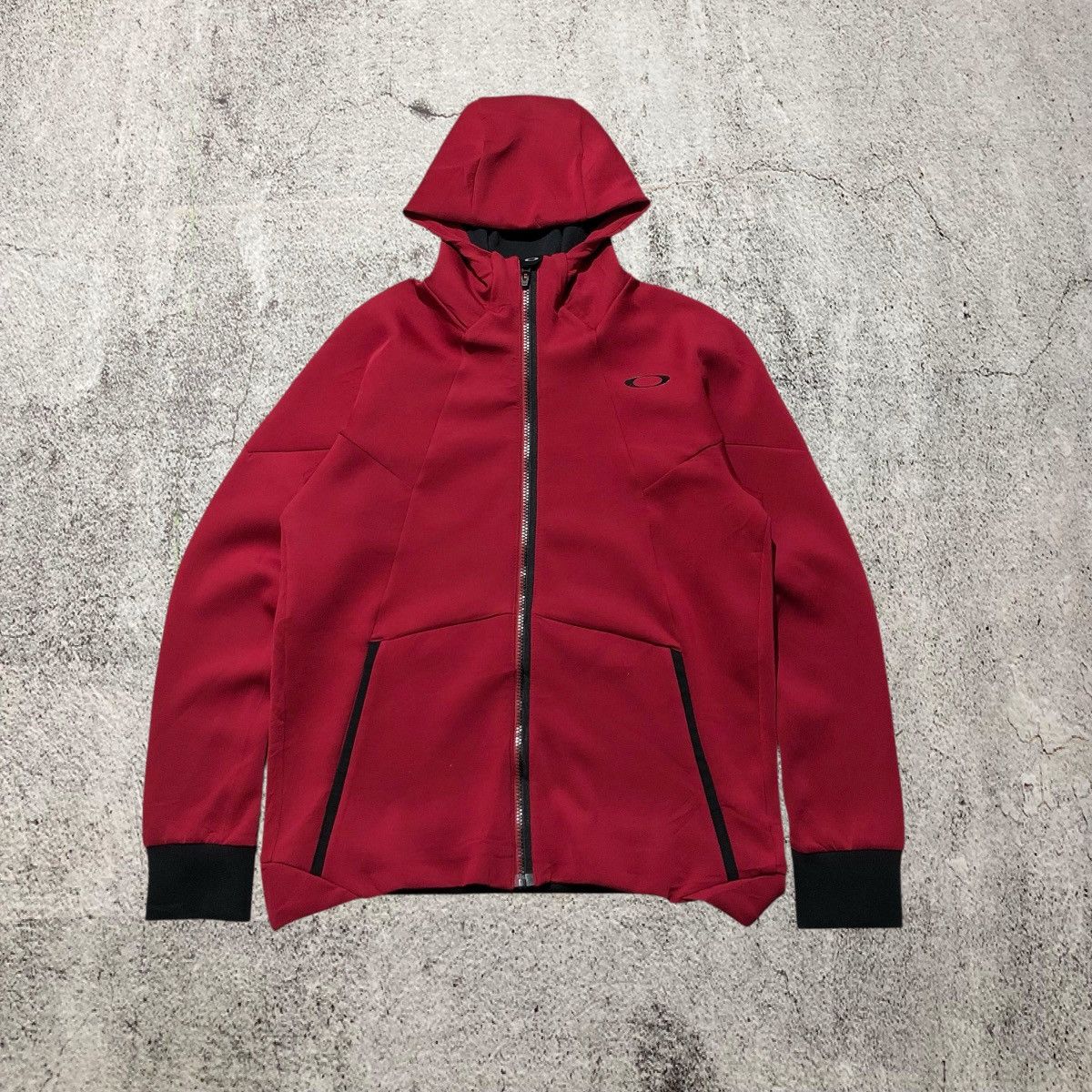 Oakley 2000s Oakley Logo Outdoor Tech Softshell Jacket Ziphoodie Size US L / EU 52-54 / 3 - 1 Thumbnail