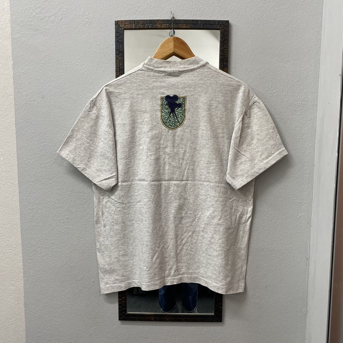 Vintage Vintage Hollywood California Authentic Celebrity Wear Tee Size US L / EU 52-54 / 3 - 6 Thumbnail