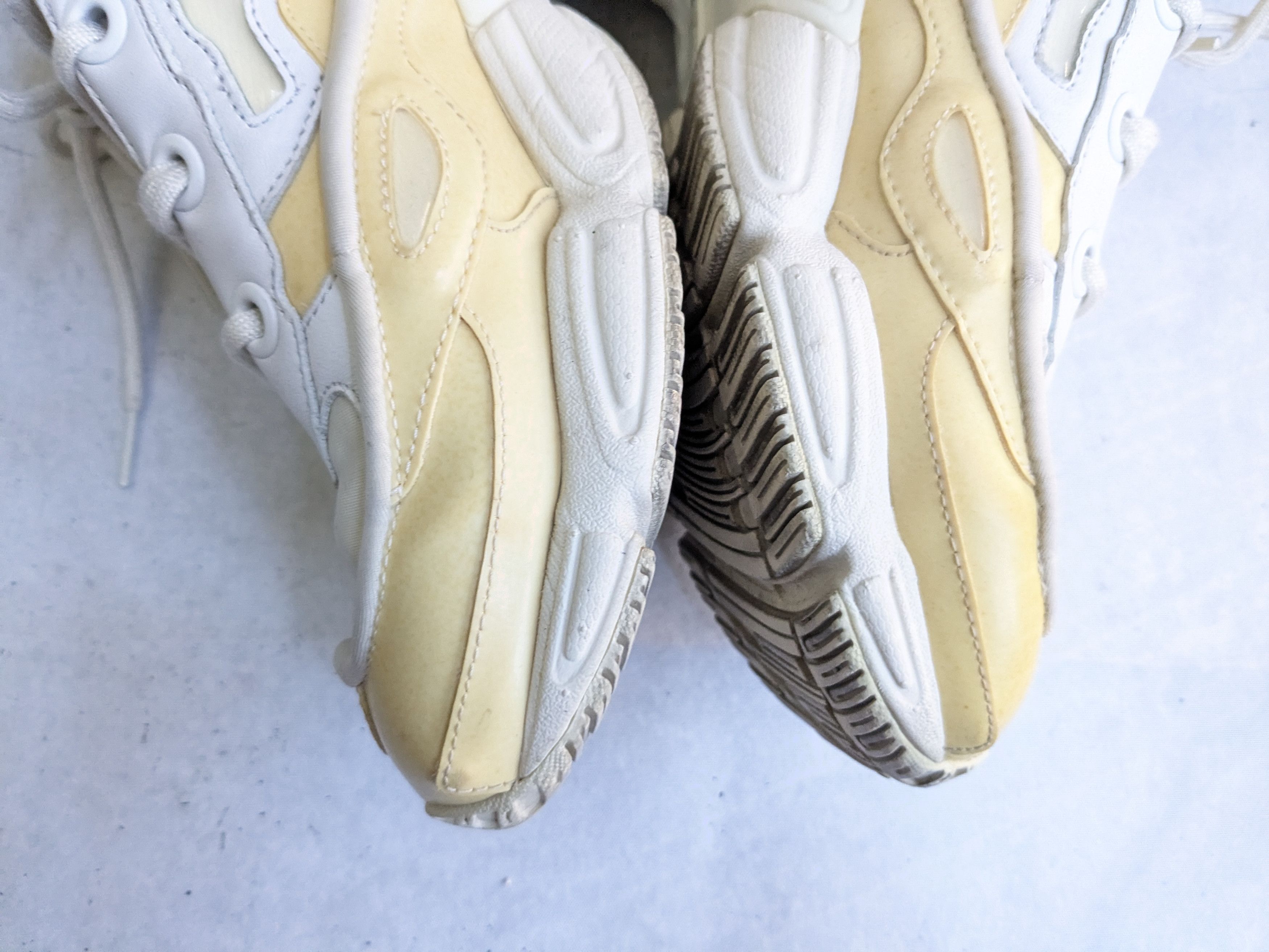 Adidas × Raf Simons Adidas x raf simons ozweego bunny cream 9 Size US 9 / EU 42 - 9 Thumbnail