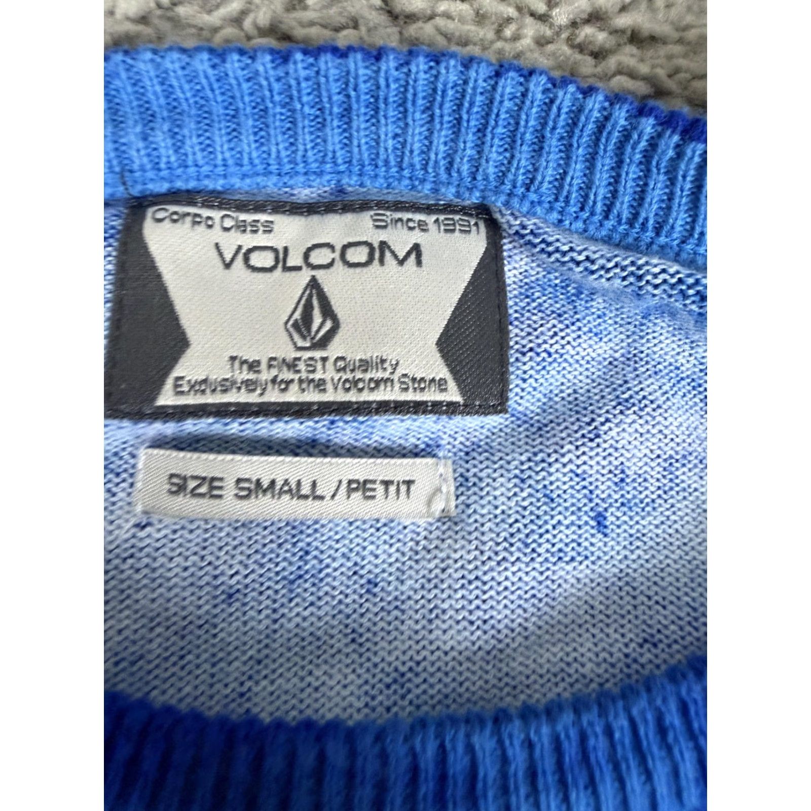 Volcom Volcom Sweater Mens Small Blue Snowman Santa Christmas Ugly Pullover Size US S / EU 44-46 / 1 - 5 Thumbnail