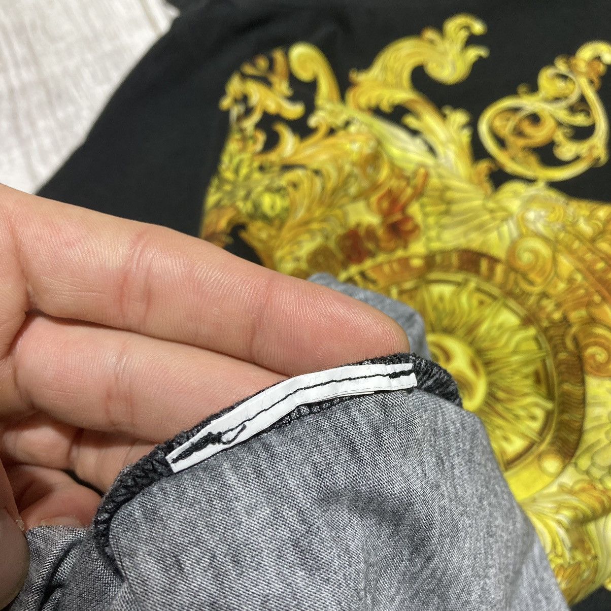 Versace VERSACE JEANS COUTURE T-Shirts Tee Black Size US S / EU 44-46 / 1 - 10 Thumbnail