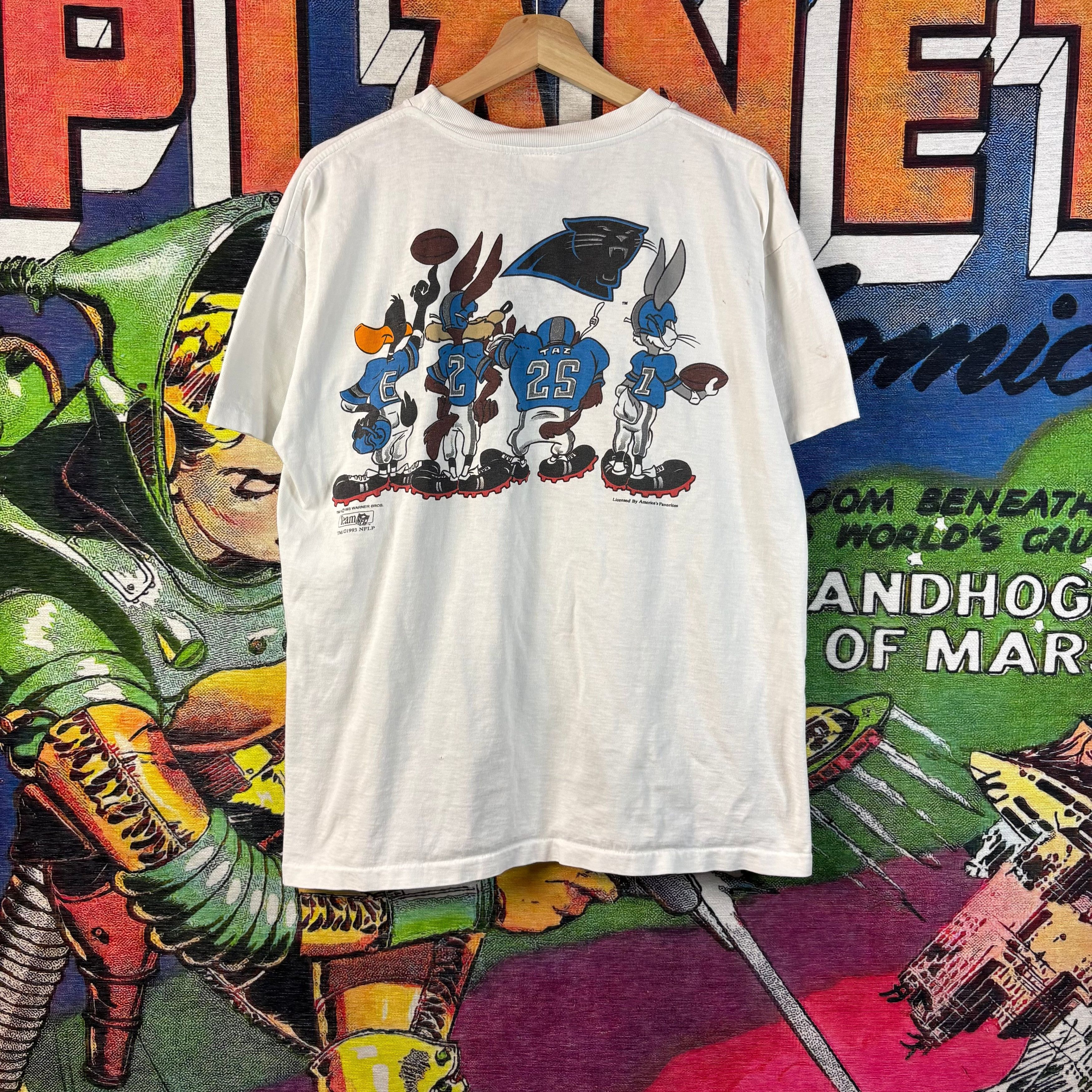 Vintage vintage 1990s Carolina Panthers Looney Tunes Crossover Tee Size US L / EU 52-54 / 3 - 4 Thumbnail