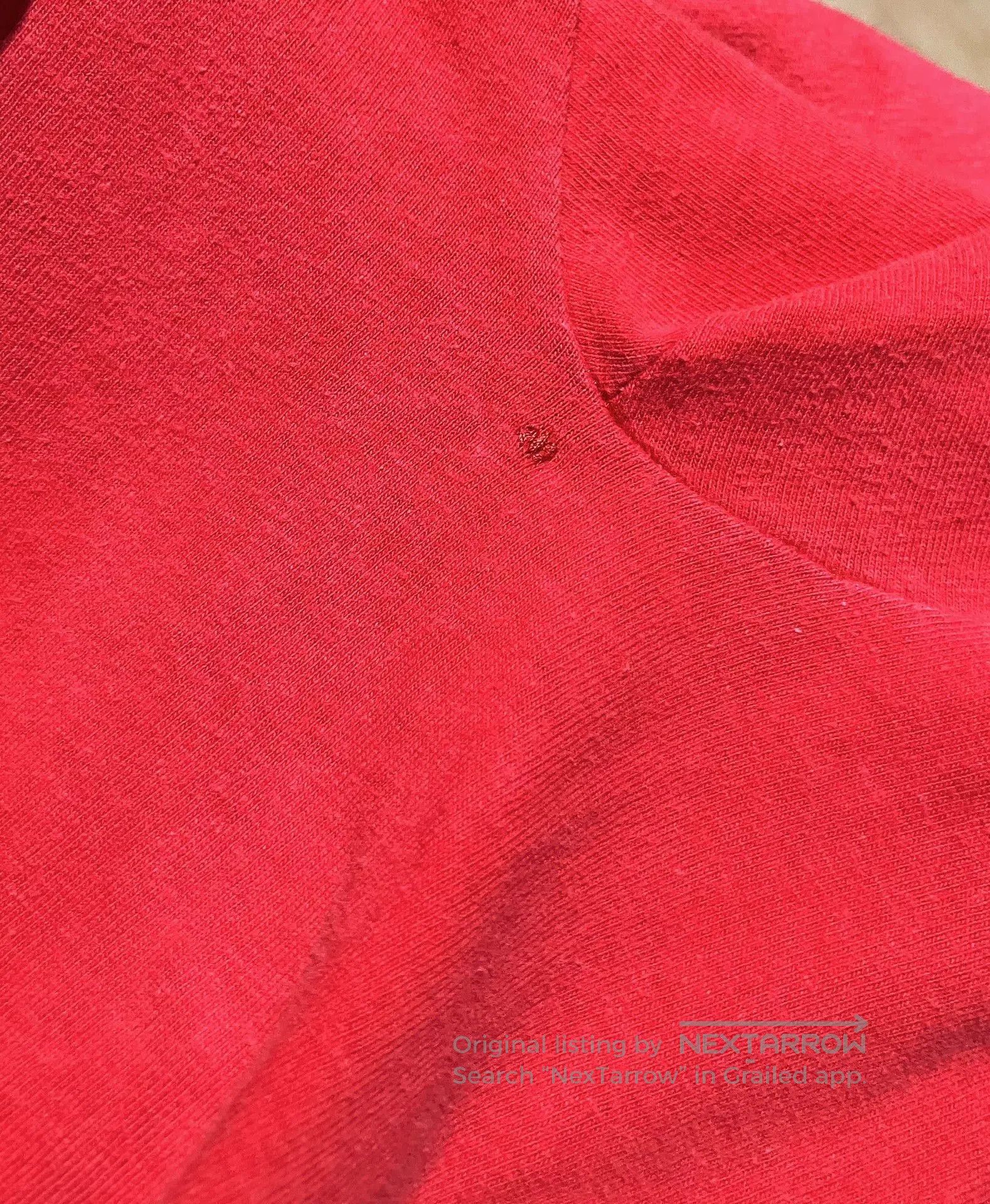 Vintage Vintage 90s Red Long Sleeve T-Shirt. Size US M / EU 48-50 / 2 - 4 Thumbnail