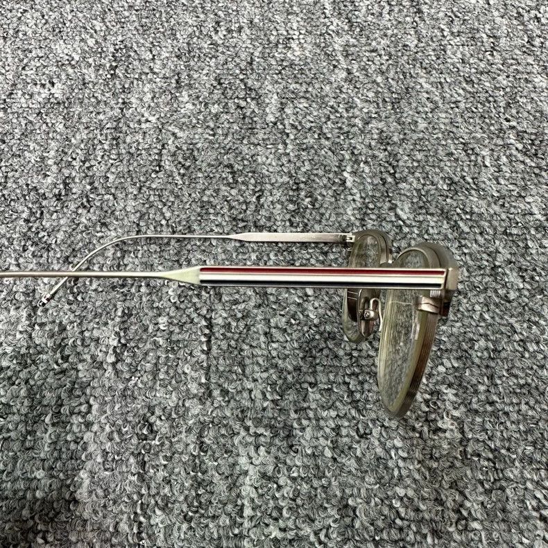 Thom Browne THOM BROWNE Tri-color Striped Thin-Frame Glasses 2502-Nexta Size ONE SIZE - 4 Thumbnail