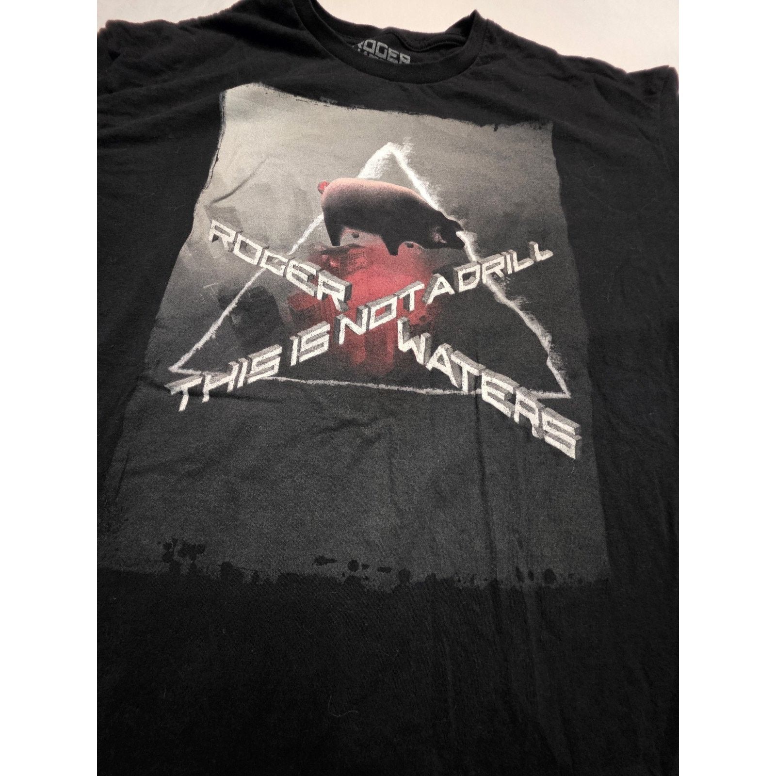 Other Roger Waters Men's Size 2XL 2022 Size US XXL / EU 58 / 5 - 2 Thumbnail