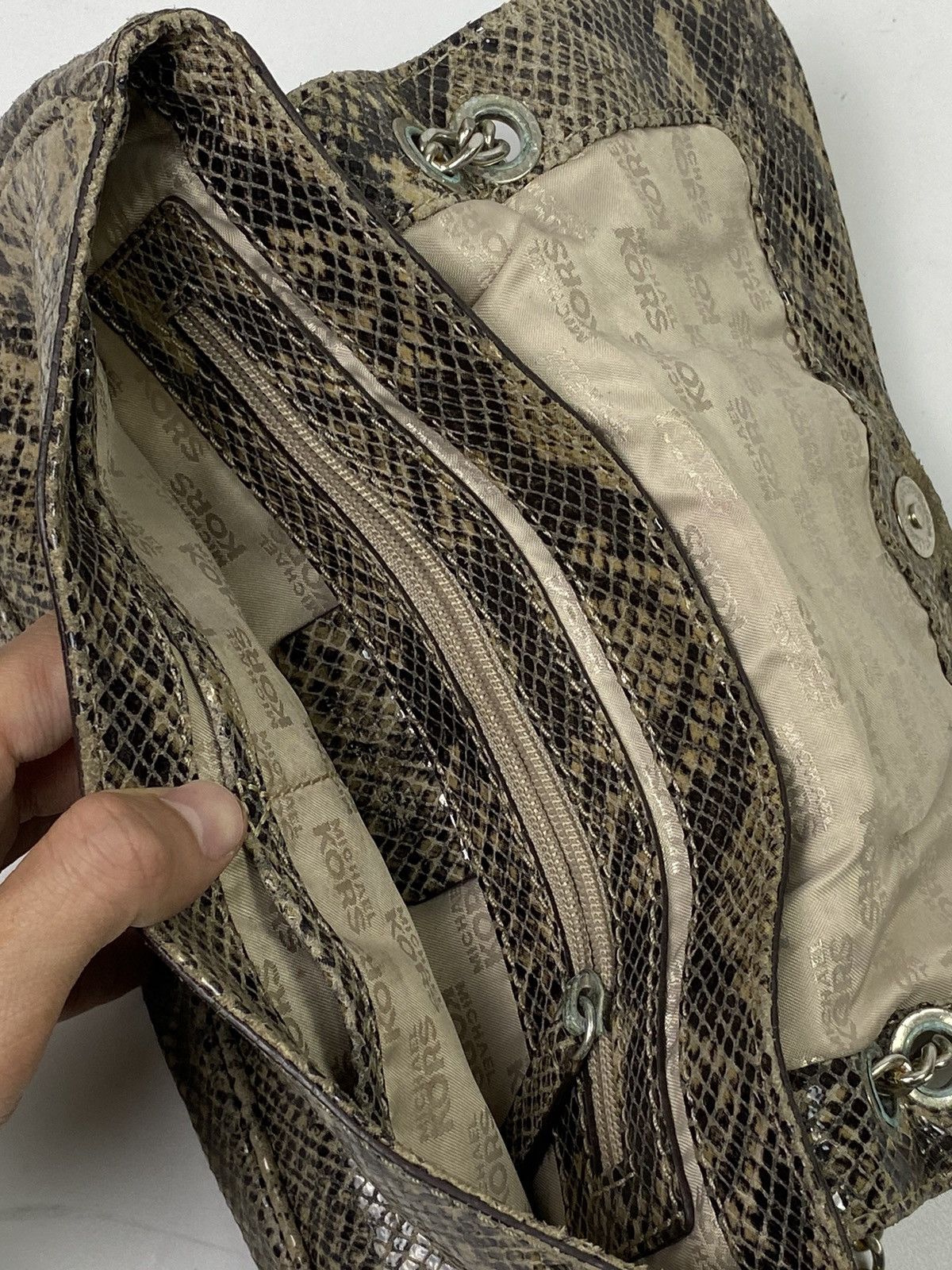Japanese Brand × Vintage michael kors sling bag snakeskin vintage Size ONE SIZE - 5 Thumbnail