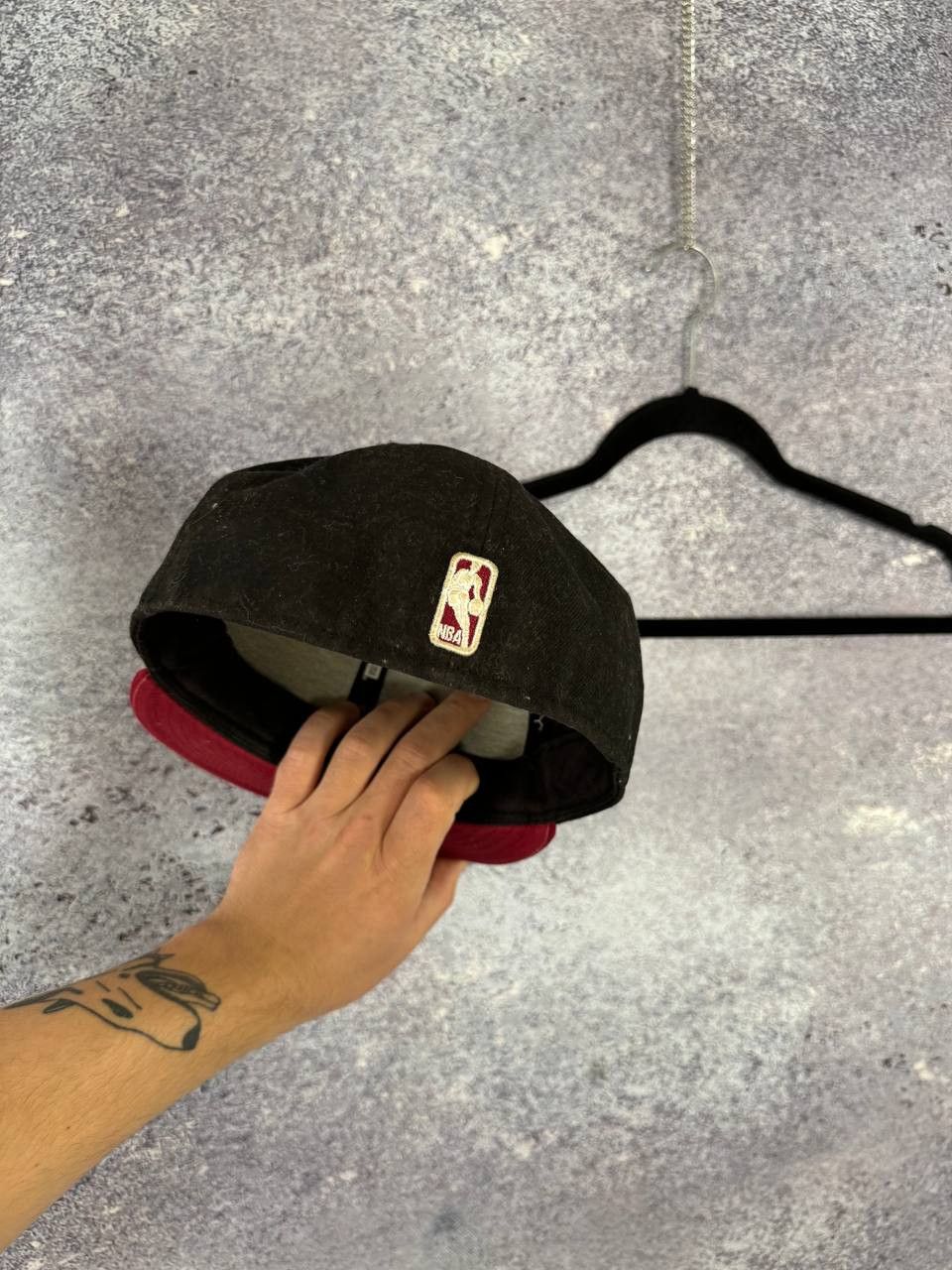 NBA × Vintage Miami Heat New Era Hats Size 7 1/8 56.8cm Size 36 - 5 Thumbnail