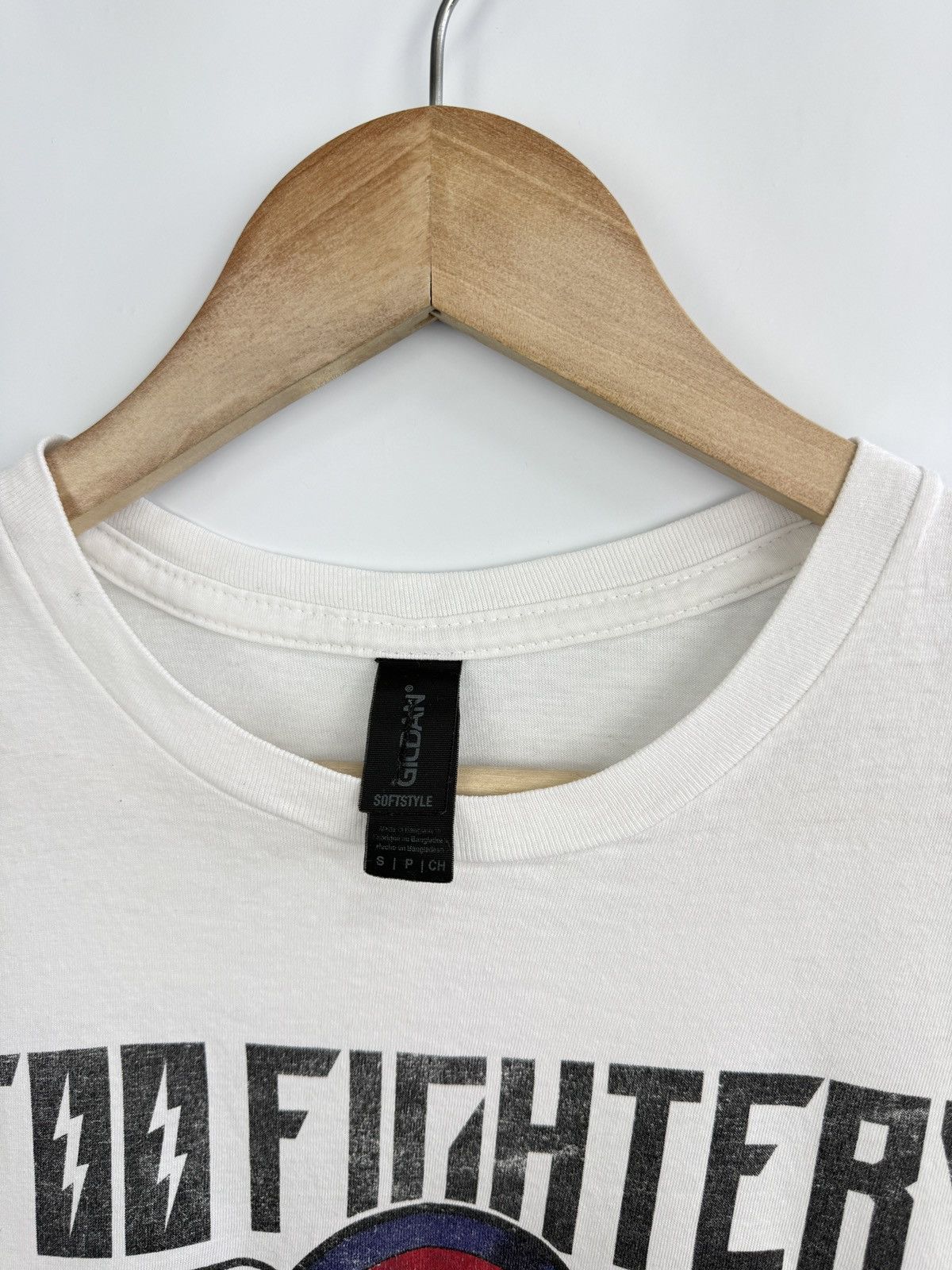 Band Tees 🇺🇸 Vintage Y2K Foo Fighters Band T-shirt Rare Retro Hype Size US S / EU 44-46 / 1 - 6 Thumbnail