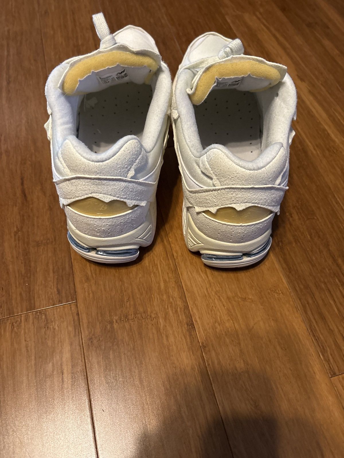 New Balance New Balance Protection Pack “Sea Salt” Size US 10.5 / EU 43-44 - 4 Thumbnail