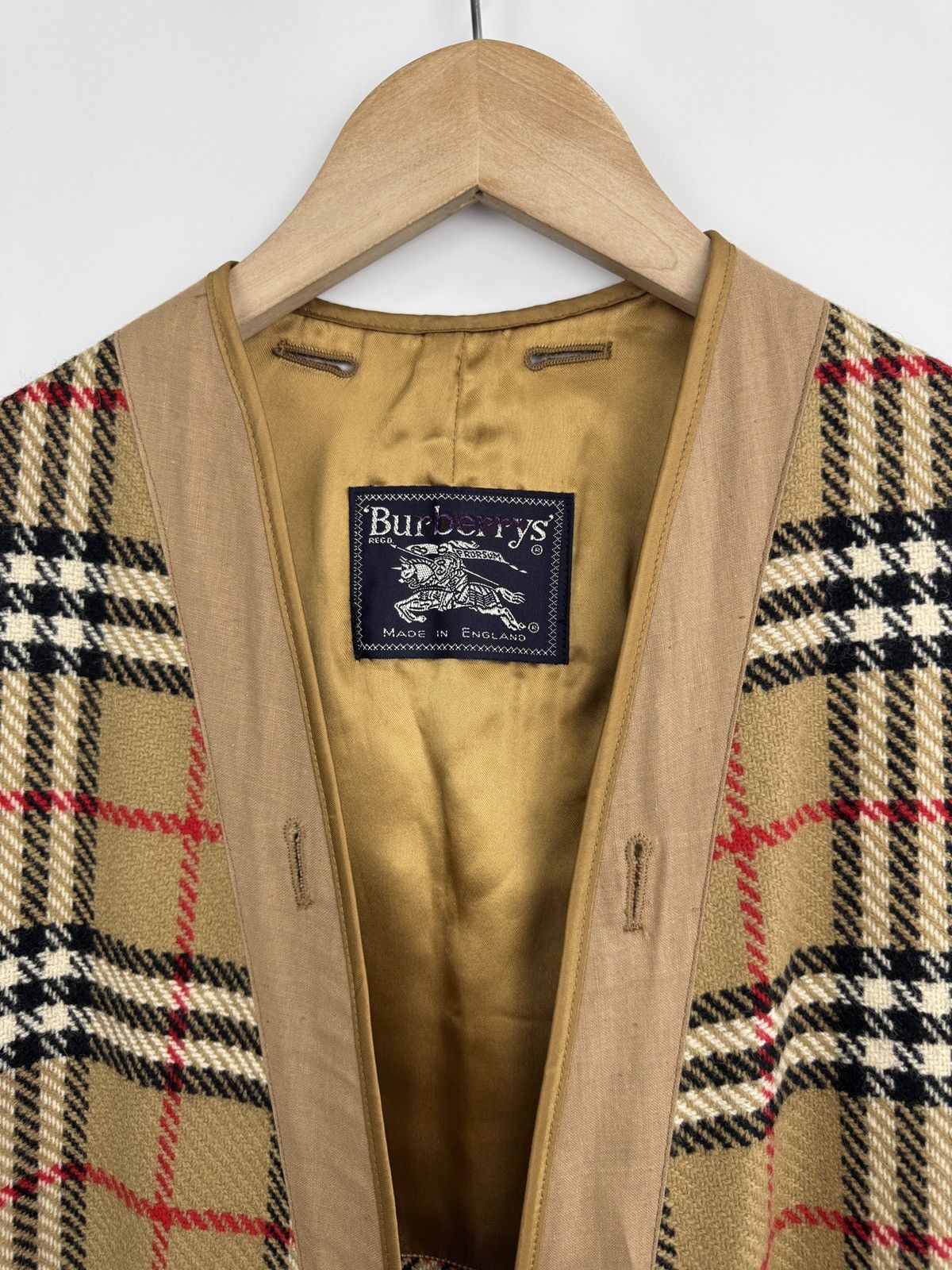 Burberry 🇬🇧 Vintage 90s Burberry Nova Check Wool Vest Liner Sleeveless Size US M / EU 48-50 / 2 - 4 Thumbnail
