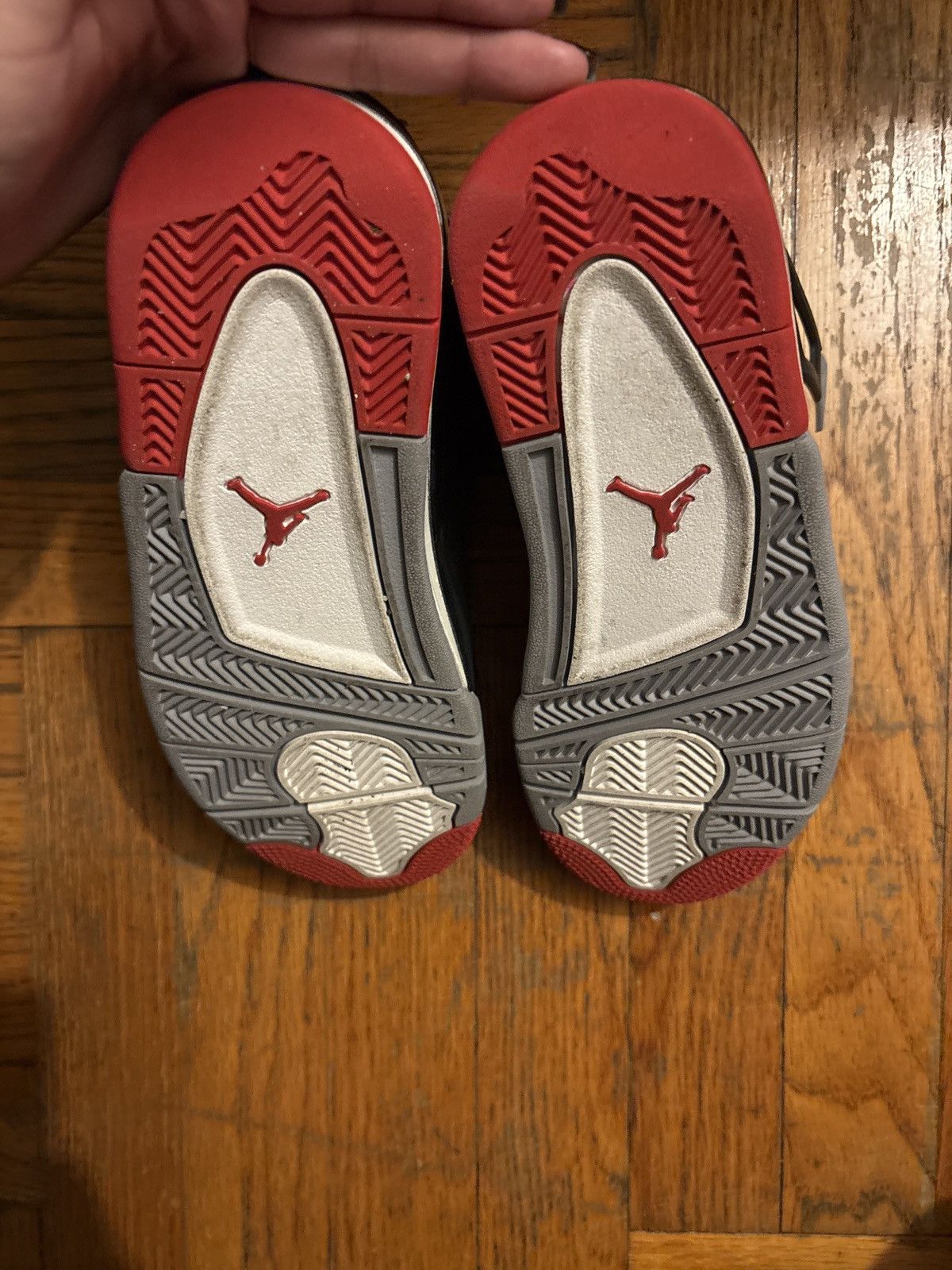 Jordan Brand Jordan Retro Bred 4’s- Gradeschool (GS) Size US 6 / IT 36 - 6 Thumbnail