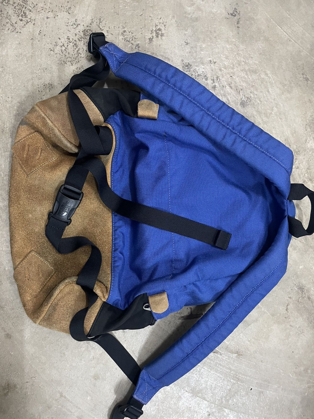 The North Face The North Face Backpack with Leather in Bottom Size ONE SIZE - 9 Thumbnail