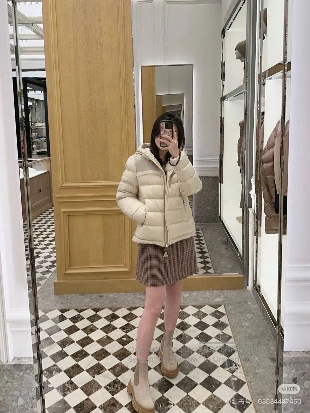 Moncler Moncler Women's Down Jacket. Size S / US 4 / IT 40 - 7 Thumbnail