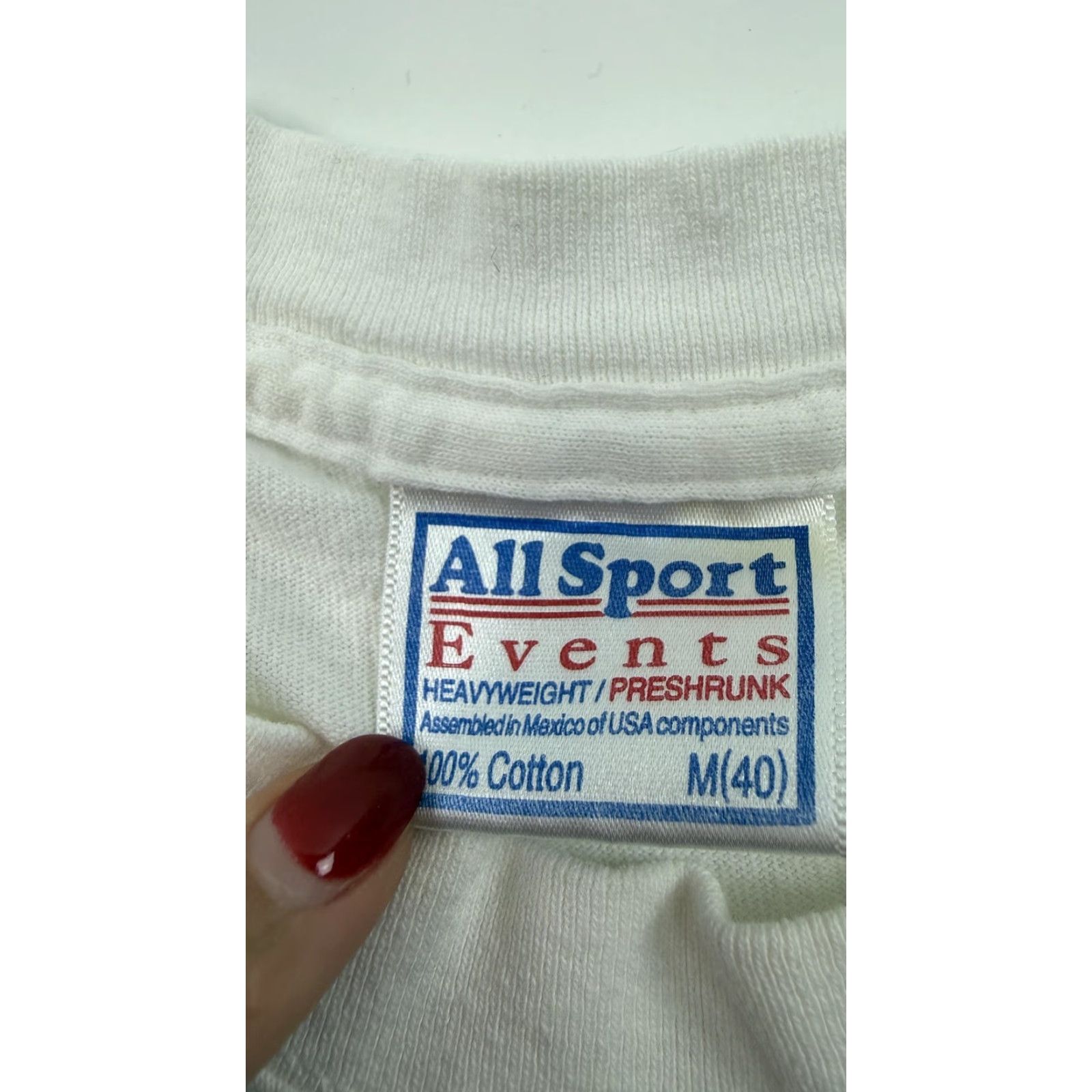 Vintage VINTAGE Long Beach Marathon Shirt Mens M White All Sport T-Shirt Graphic Print 2001 Running Beach Size US M / EU 48-50 / 2 - 6 Thumbnail