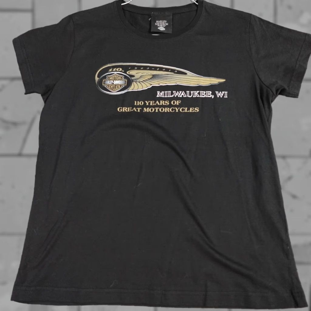 Harley Davidson Harley Davidson Shirt Large Black Milwaukee Museum Motorcycles Shirt Women L Black Motorcycles Harley Davidson Shirt Size L / US 10 / IT 46 - 1 Thumbnail