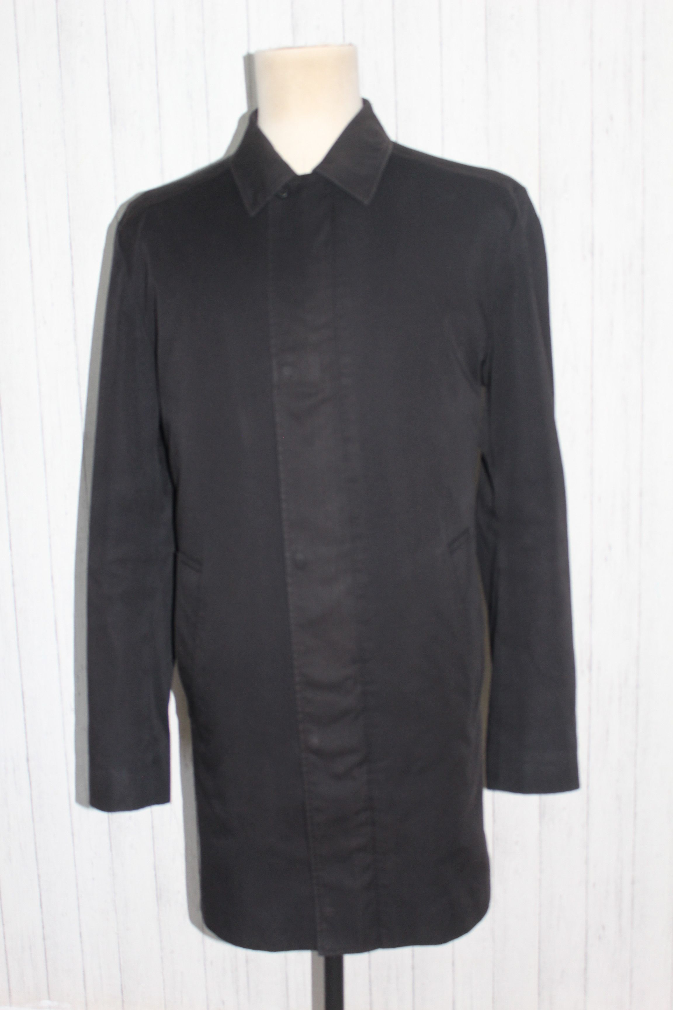 Hugo Boss Men's HUGO BOSS Black Trench Coat Size L Size US L / EU 52-54 / 3 - 3 Thumbnail