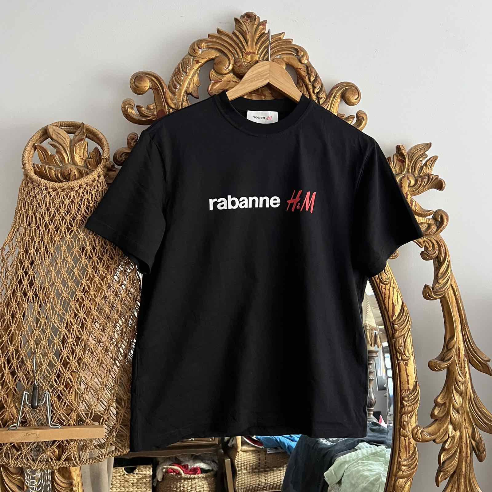 Designer × H&M Paco Rabanne X H&M 09.11.23 Tshirt Sz S Size US S / EU 44-46 / 1 - 1 Thumbnail