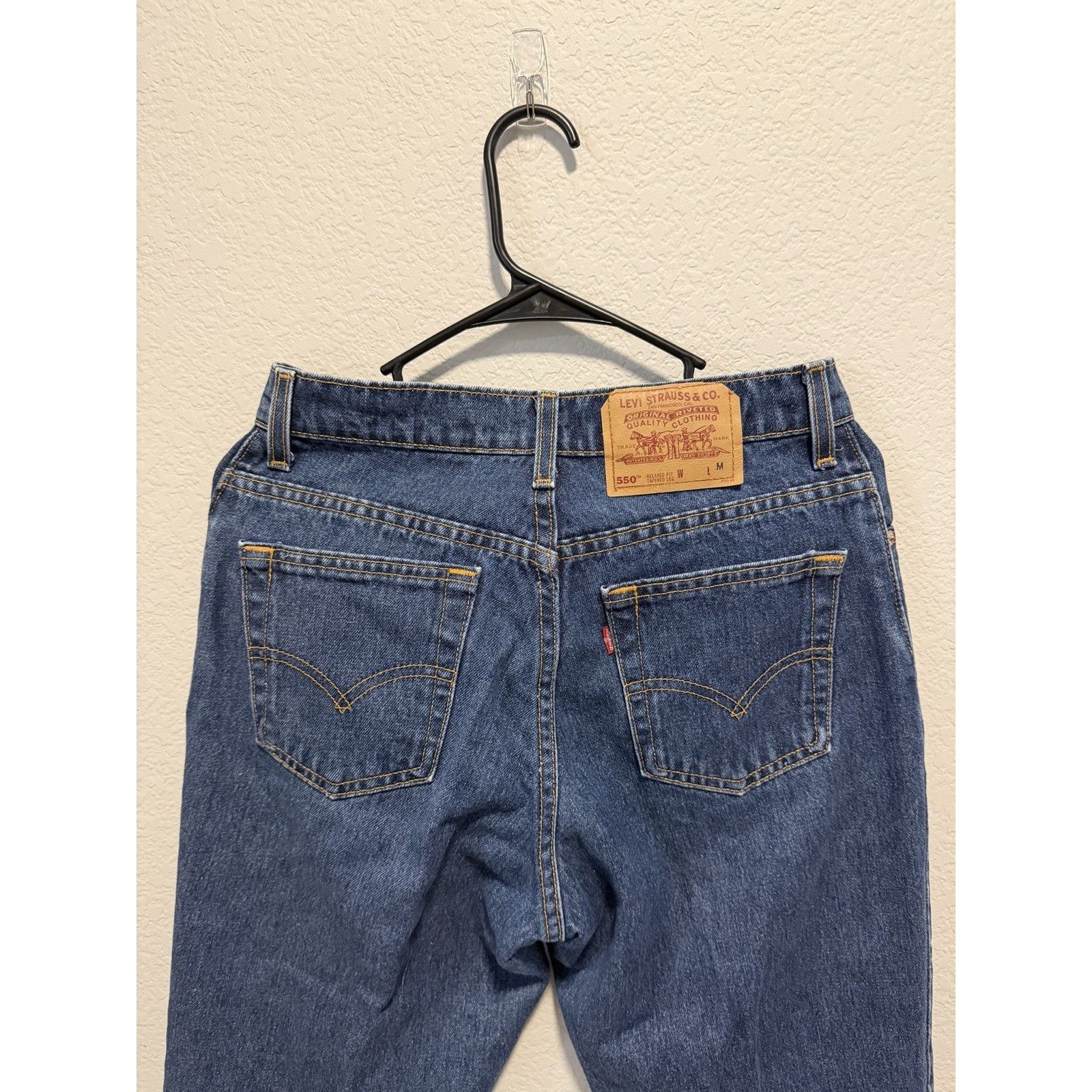 Levi's Vintage Levi’s 550 Jeans Made USA Relaxed Fit Denim Red Tab Size US 29 - 3 Thumbnail