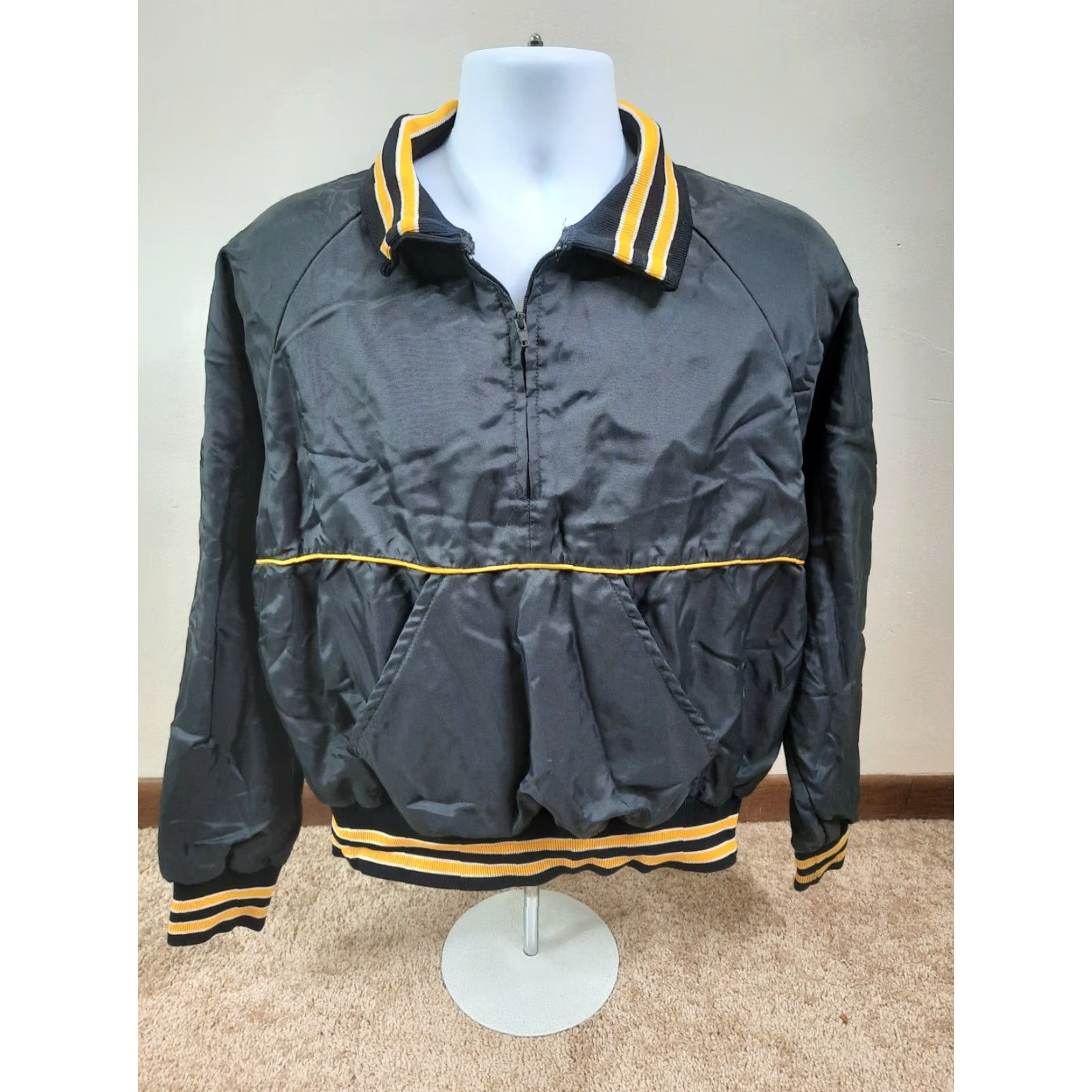 Vintage VINTAGE 1980s Black Yellow 1/4 Zip Softshell Bomber Jacket Raglan Medium M Mens Size US M / EU 48-50 / 2 - 3 Thumbnail