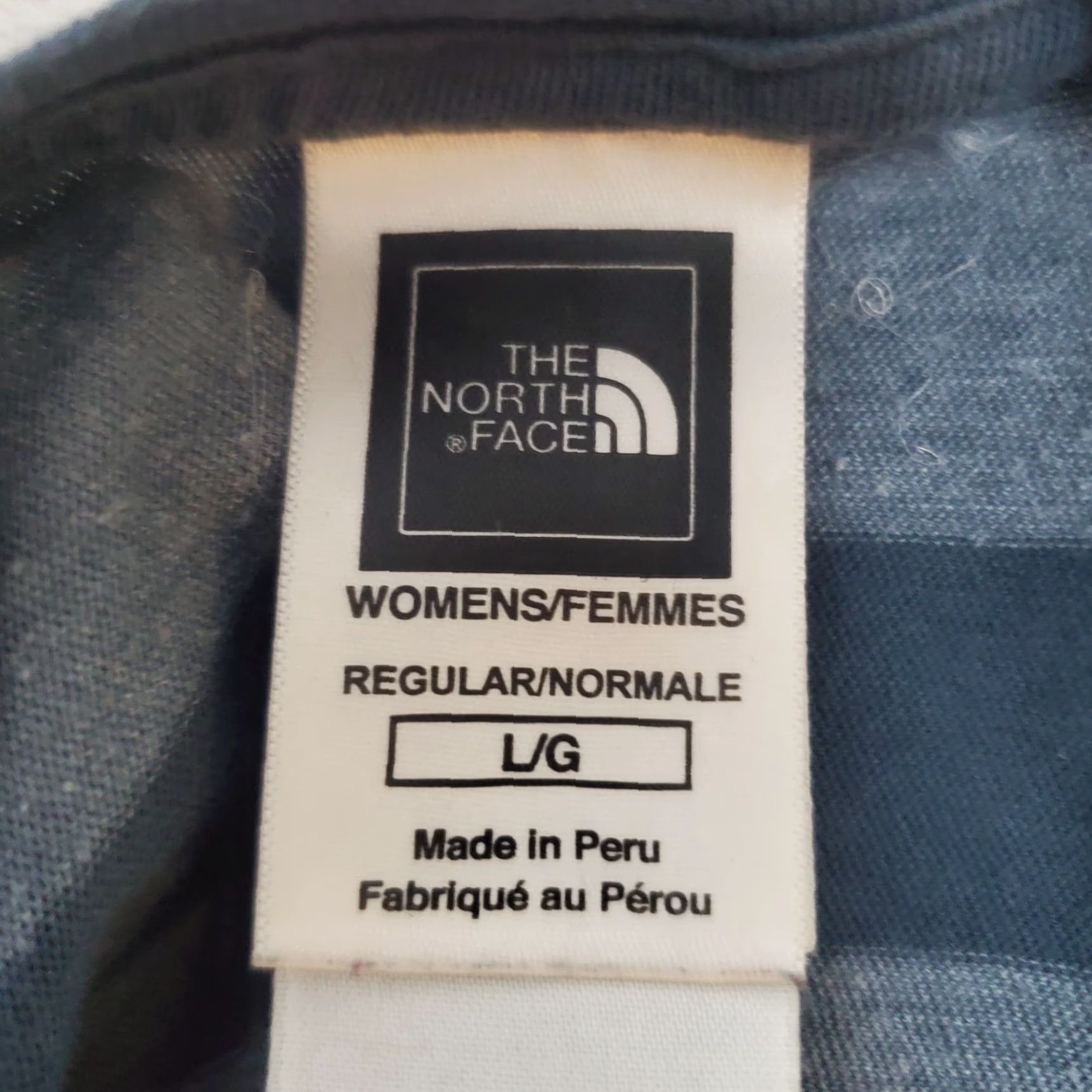 The North Face The North Face T Shirt Women L Gray Striped Embroidered Logo Outdoor Gorpcore Size L / US 10 / IT 46 - 3 Thumbnail