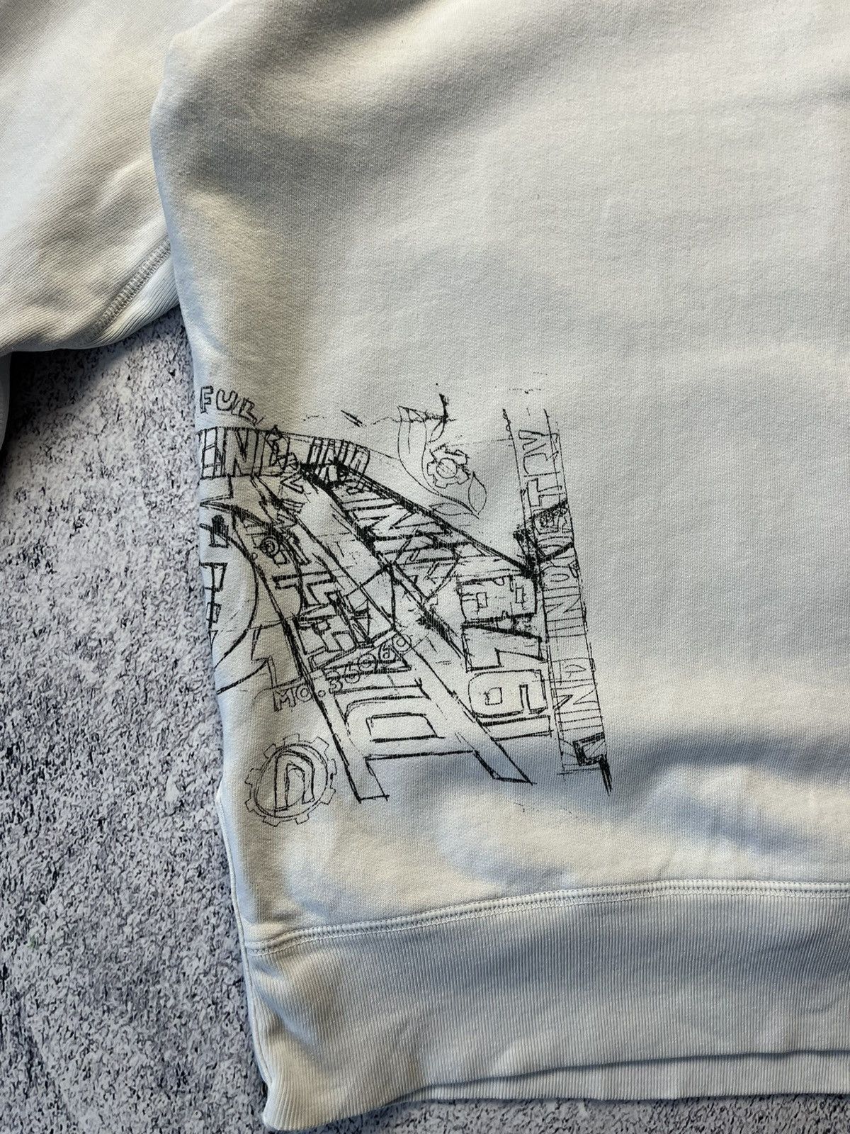 Diesel Rare Vintage Diesel hoodie big logo white Y2K Size US M / EU 48-50 / 2 - 21 Thumbnail