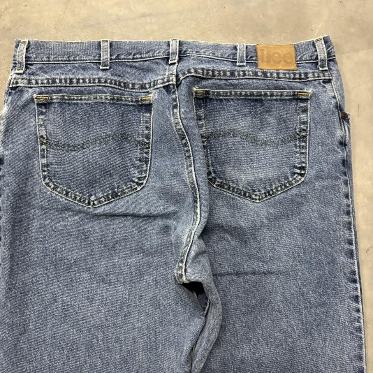 Japanese Brand × Vintage Crazy Vintage Y2K/2000s Medium Wash Essential Denim Jeans! Size US 38 / EU 54 - 7 Thumbnail