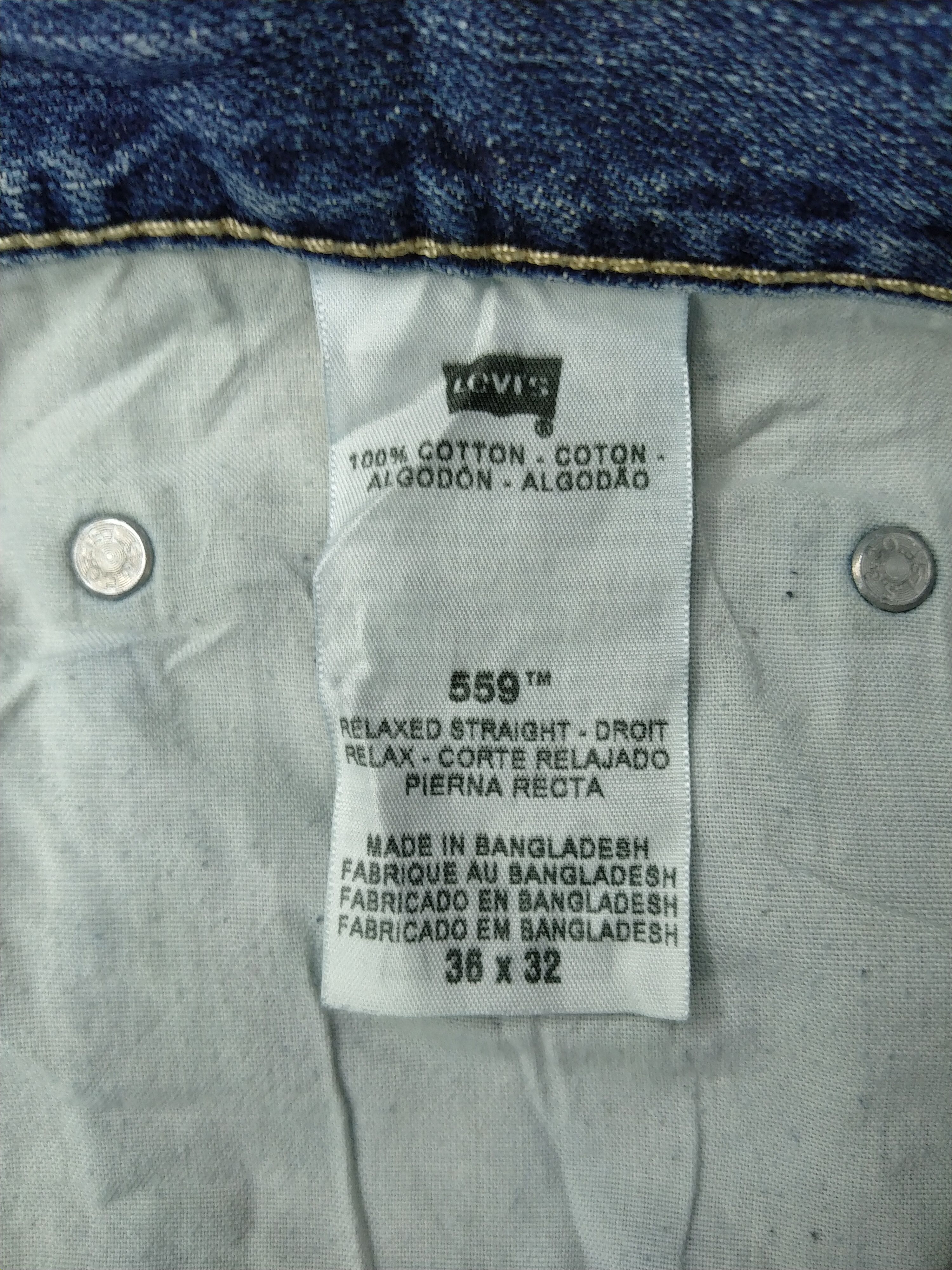 Levi's Distressed Vintage Levi's 559 Relaxed 39x32 Denim -JN327 Size US 39 - 10 Thumbnail