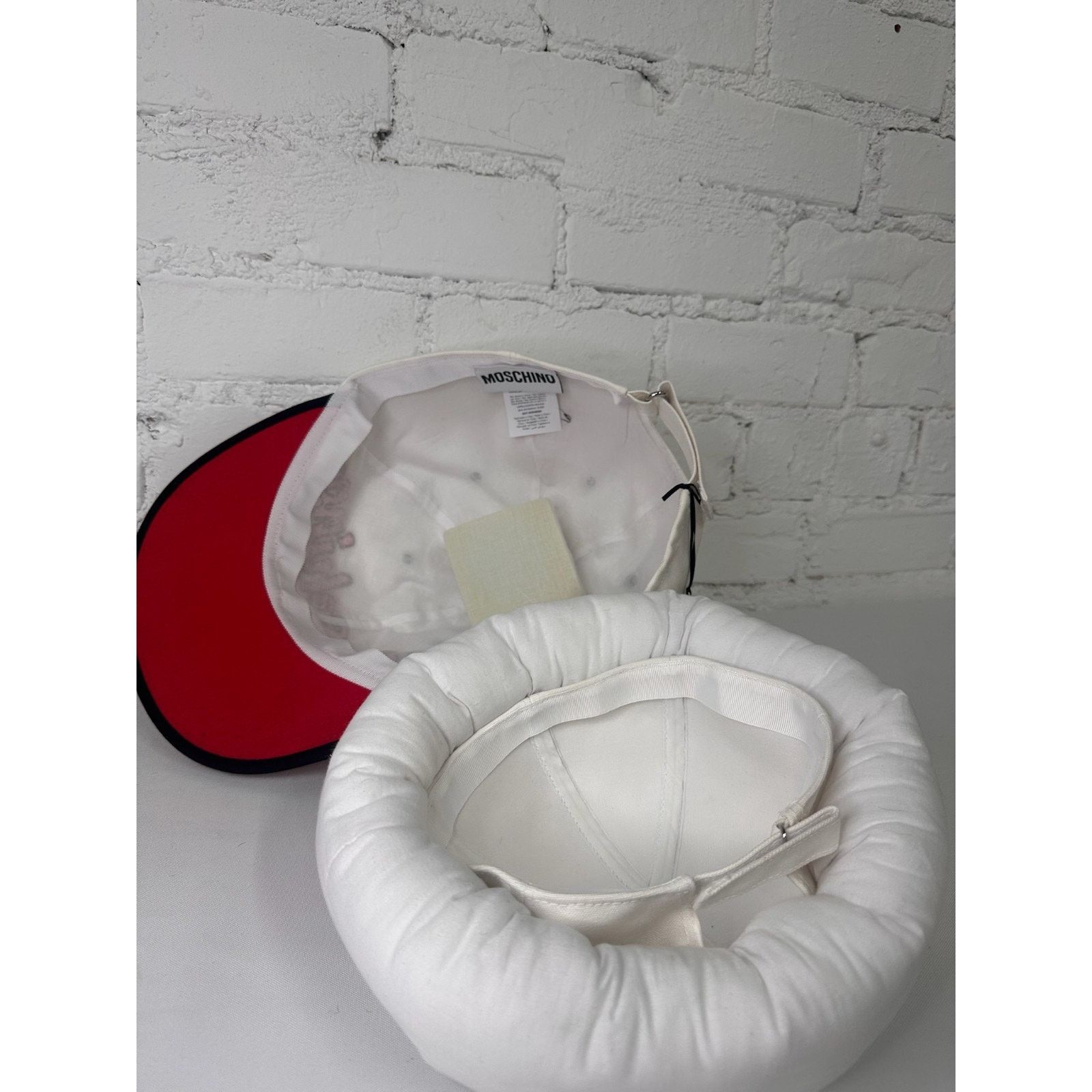 Moschino AW20 MOSCHINO Couture Jeremy Scott White Snapback Logo Hat Size ONE SIZE - 9 Thumbnail