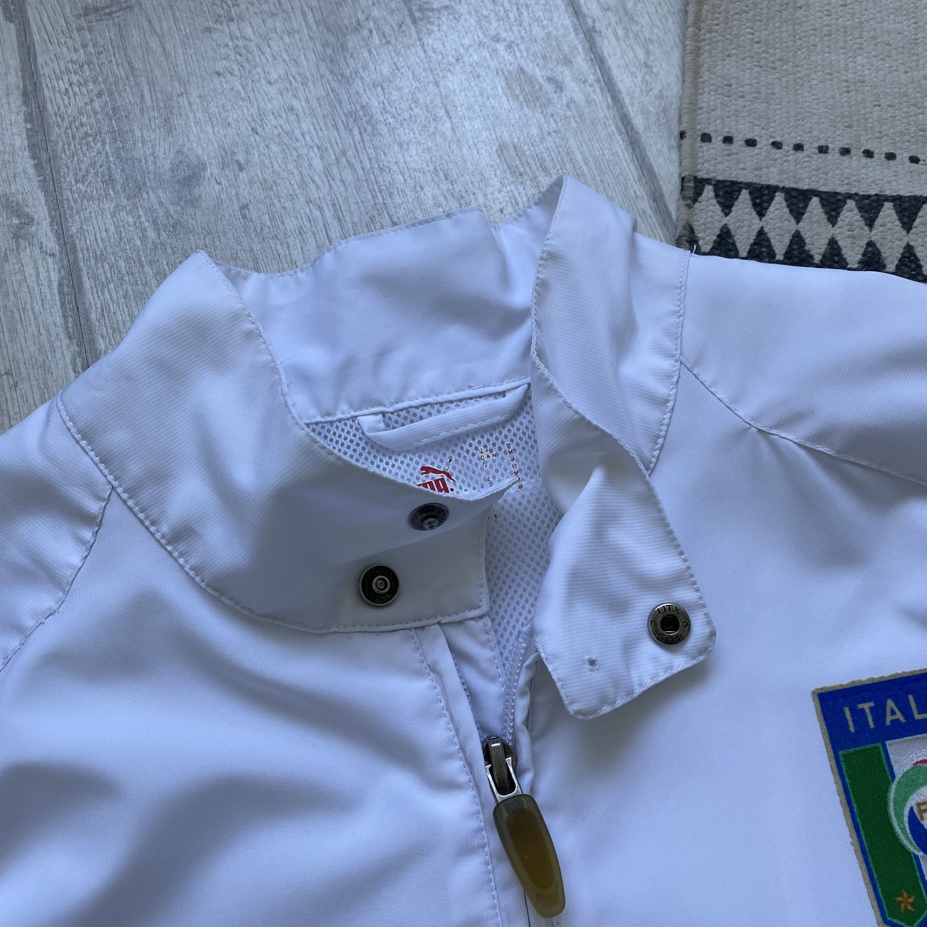 Puma ⚽️Vintage Puma Italy jersey Soccer Track Top jacket Blockore Size US M / EU 48-50 / 2 - 4 Thumbnail