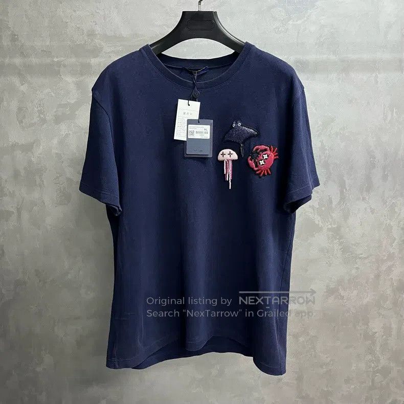 Louis Vuitton Louis Vuitton Blue beaded animal print short sleeve T-shir Size US XL / EU 56 / 4 - 1 Thumbnail